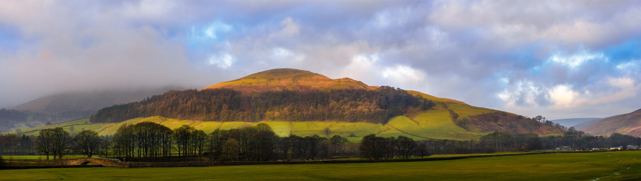 Nikon AF-S Nikkor 70-200mm F4G ED VR sample photo. Mellor knoll photography