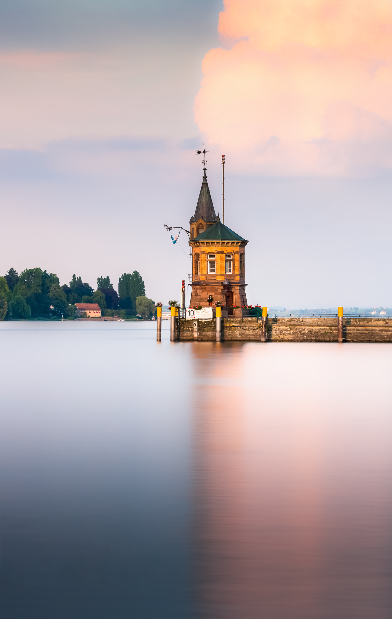 Canon EOS 40D + Canon EF 70-200mm F4L USM sample photo. Konstanz photography