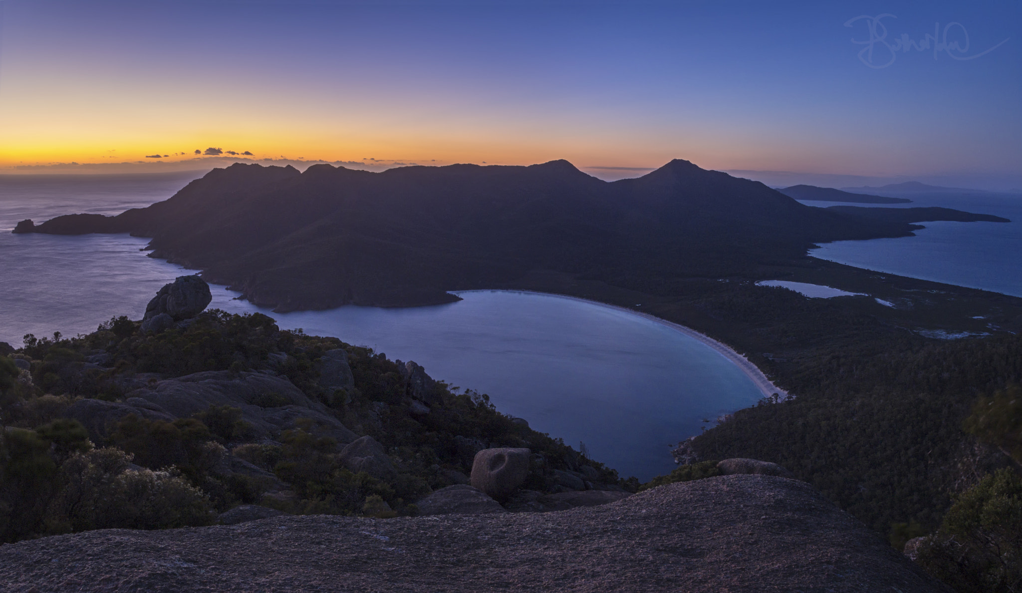 Olympus OM-D E-M5 + OLYMPUS M.12mm F2.0 sample photo. Freycinet sunrise photography