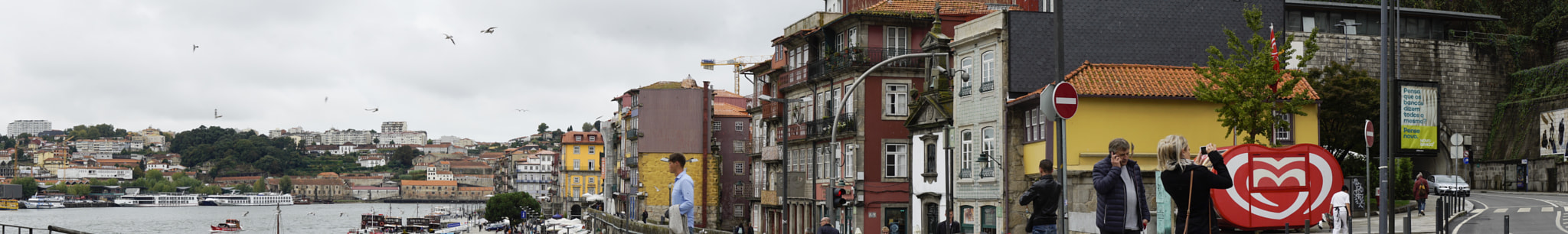 Sony a7S + Sony Vario Tessar T* FE 24-70mm F4 ZA OSS sample photo. Panorama porto photography