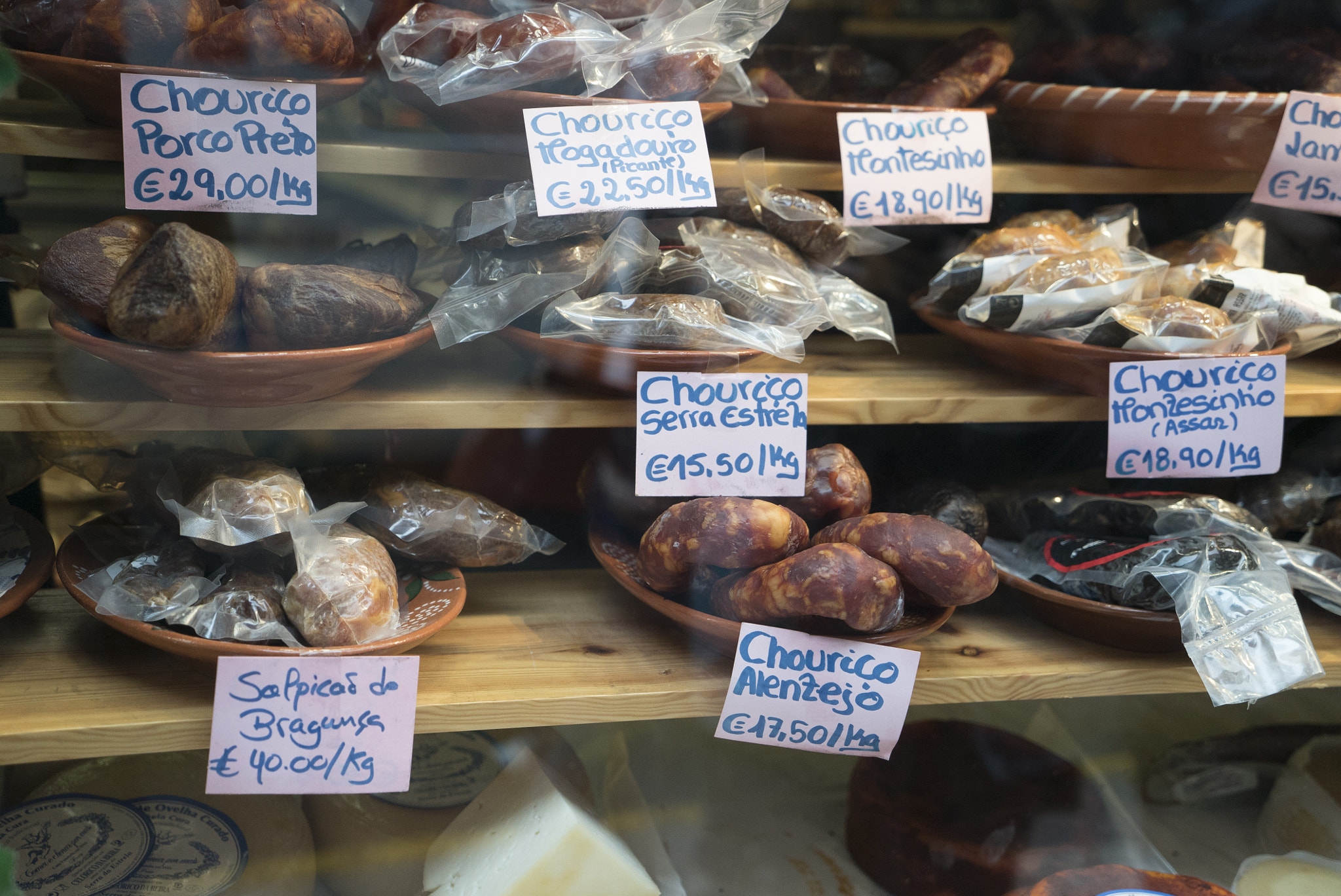 Sony a7S + Sony Vario Tessar T* FE 24-70mm F4 ZA OSS sample photo. Traditional portuguese food photography