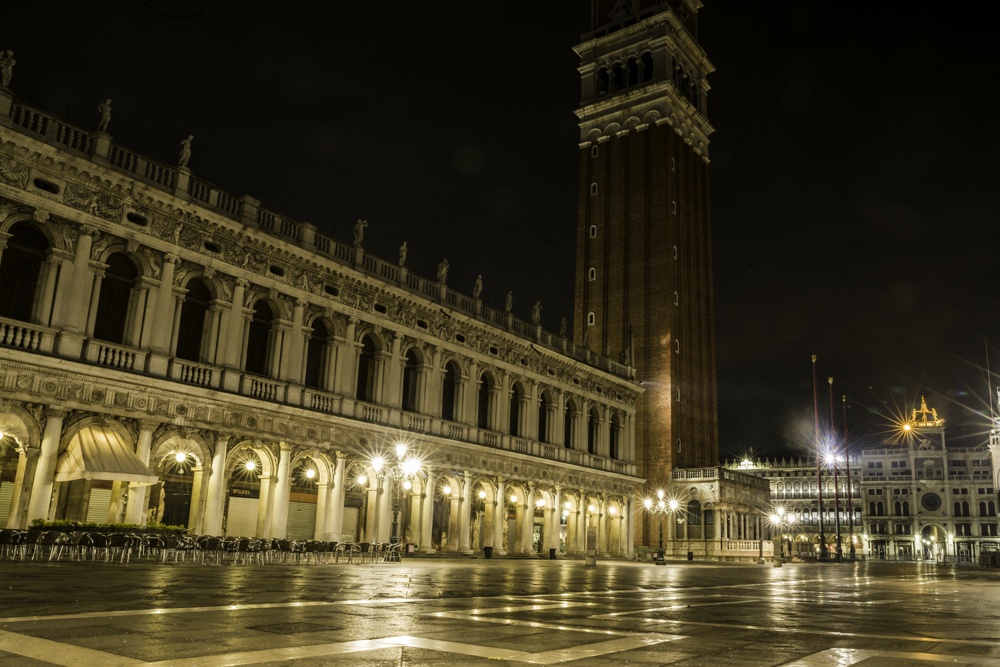 Canon EF 24-70mm F2.8L II USM sample photo. The famous bell tower of san marco photography