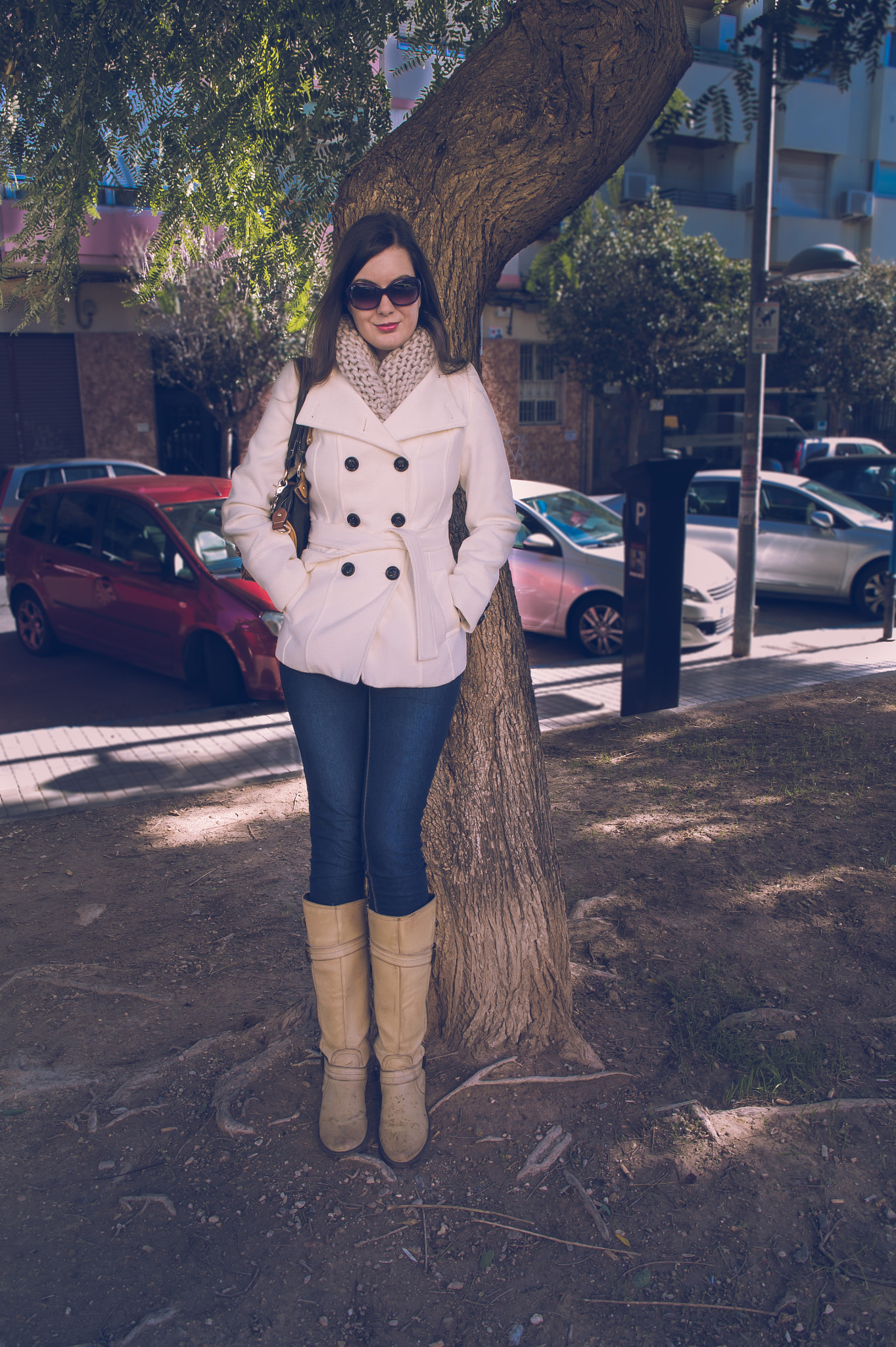 Samsung NX 18-55mm F3.5-5.6 OIS sample photo. Model photography