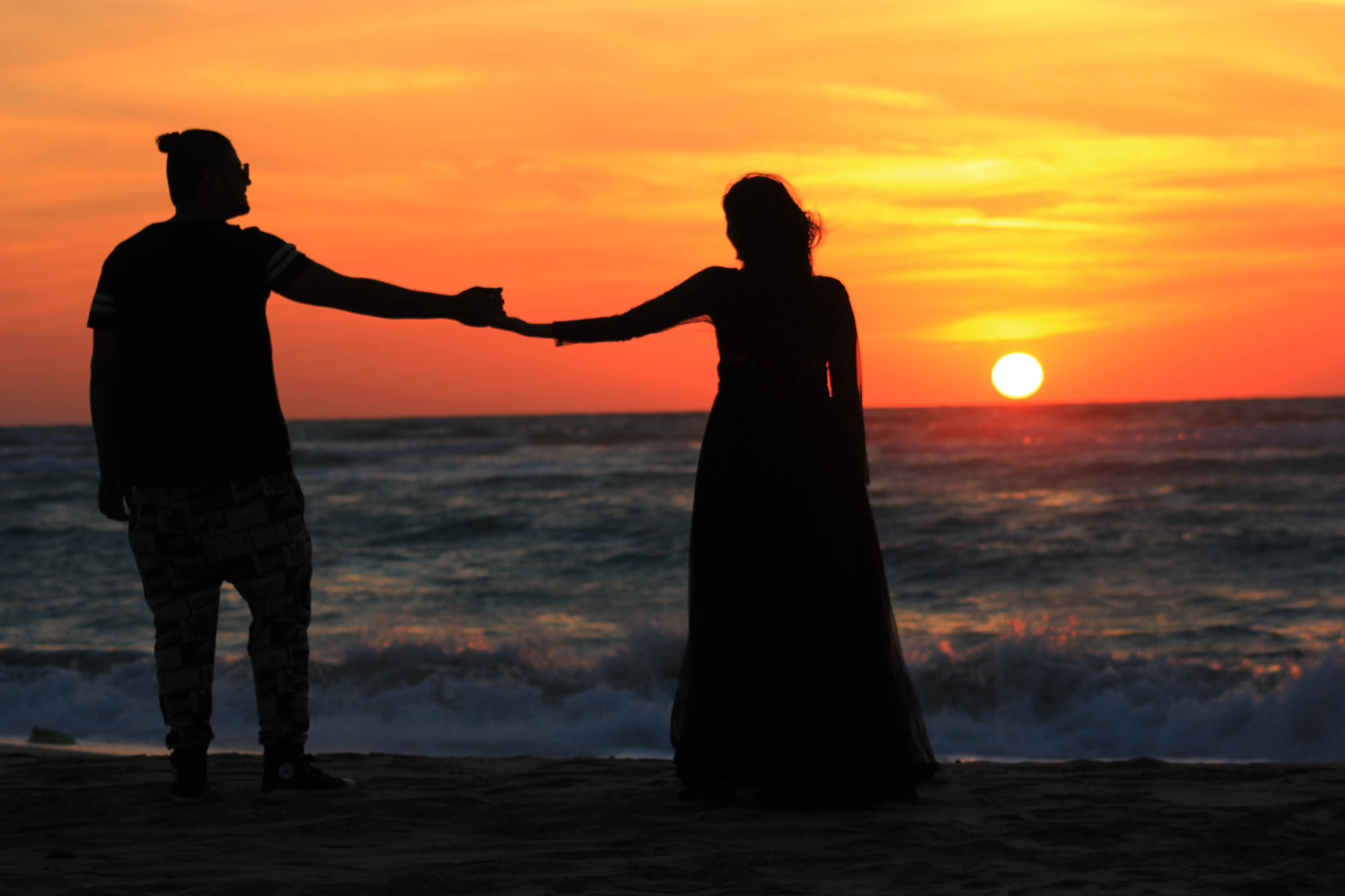 Canon EOS 550D (EOS Rebel T2i / EOS Kiss X4) + EF75-300mm f/4-5.6 sample photo. Love birds <3 photography