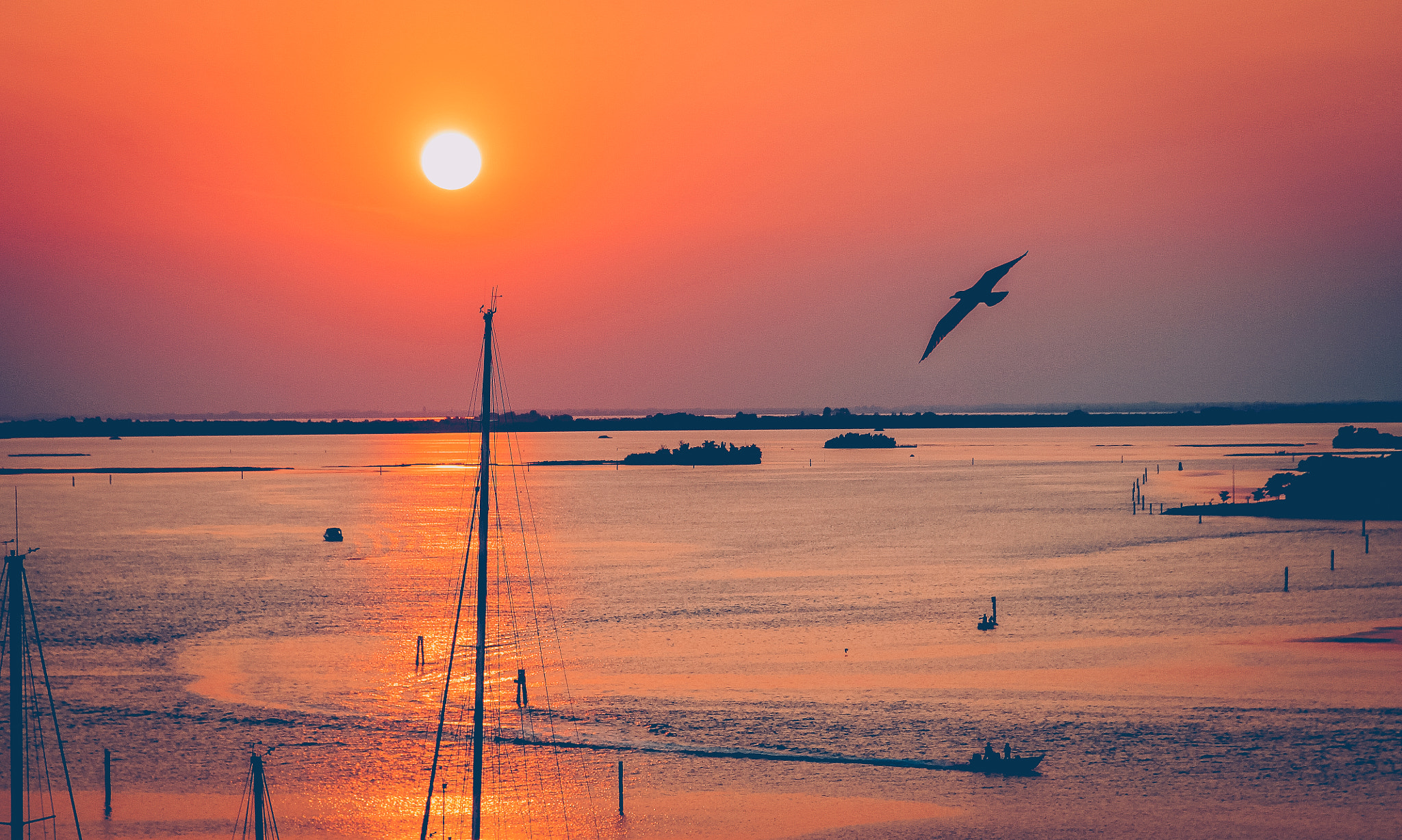 Canon EF 28-105mm f/3.5-4.5 USM sample photo. ♦ la fine di una giornata estiva ♦ photography