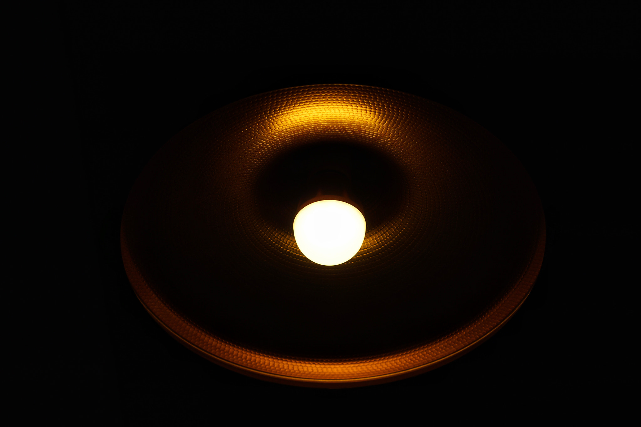 Sony a6000 sample photo. Just lamp photography