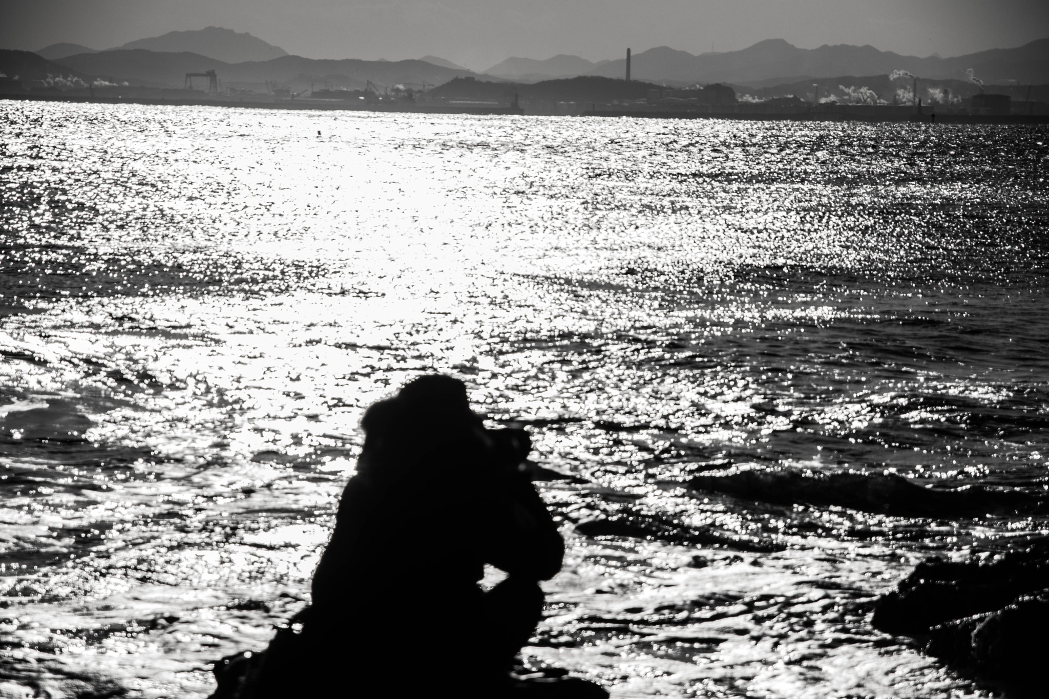 Nikon D500 sample photo. The man who looks at the sea photography