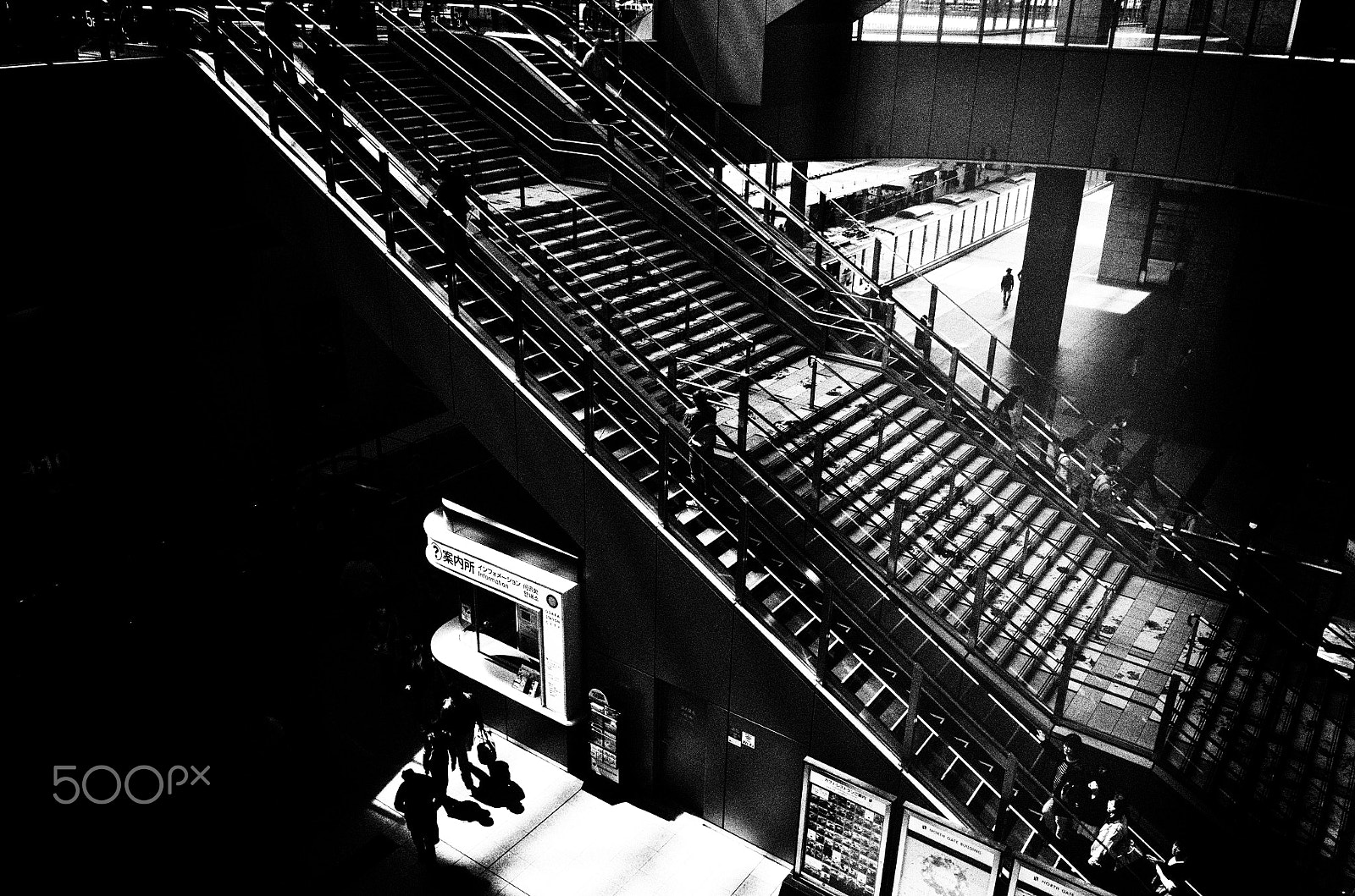 Leica X Vario sample photo. Urban snap photography