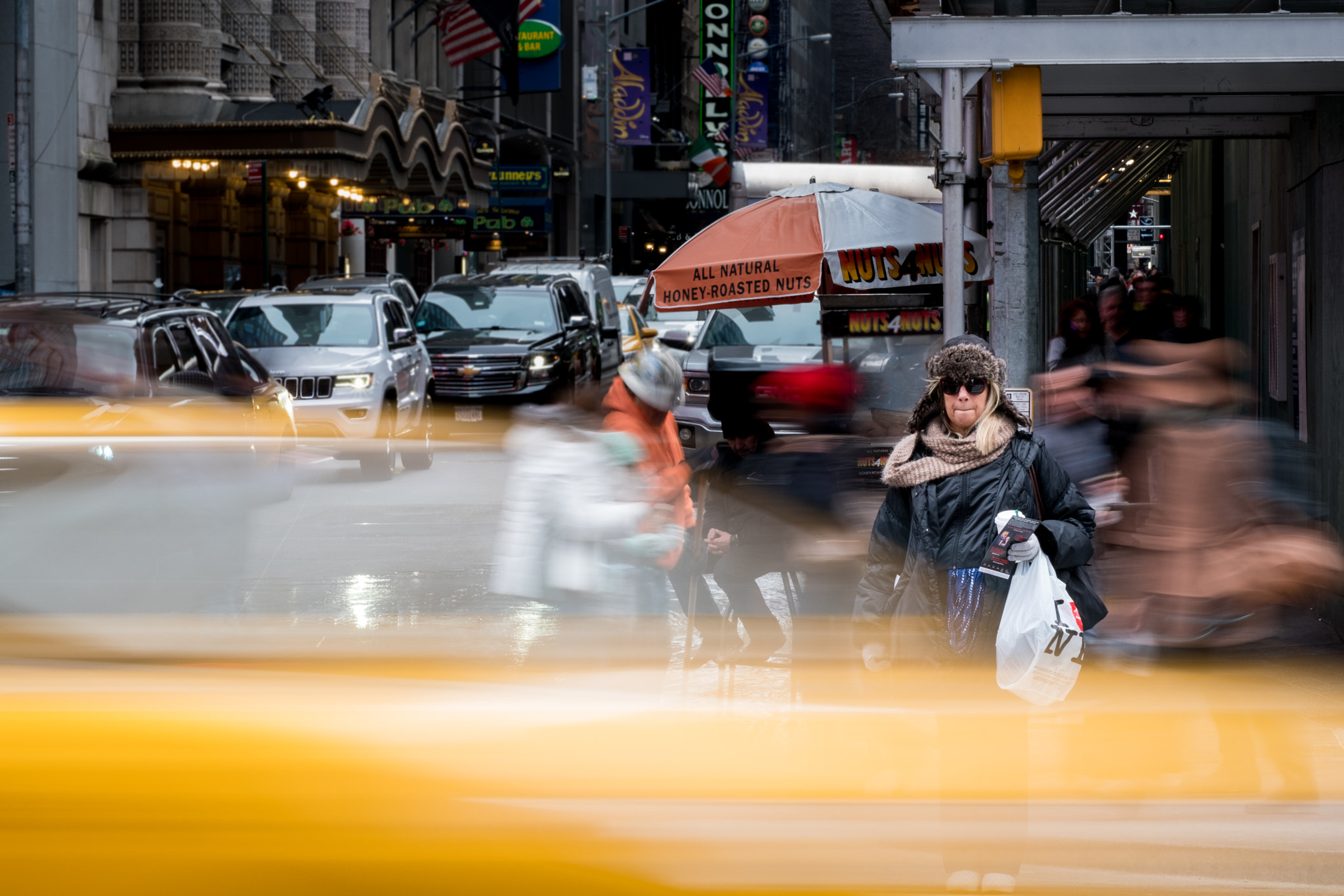 Fujifilm X-T2 + Fujifilm XC 50-230mm F4.5-6.7 OIS II sample photo. Life in nyc streets photography