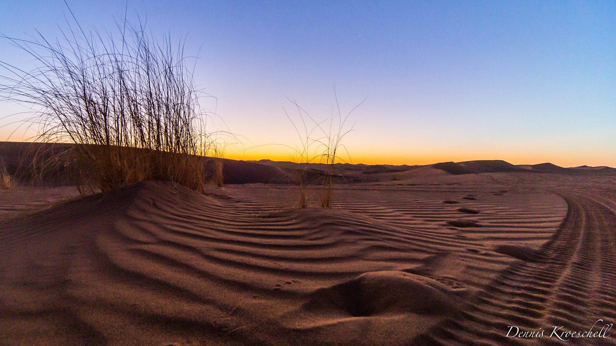 Canon EOS 6D + Sigma 12-24mm F4.5-5.6 EX DG Aspherical HSM sample photo. Signs in the sand photography