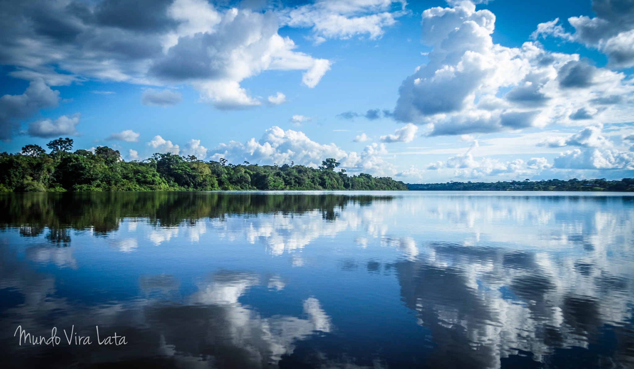 NX 20-50mm F3.5-5.6 sample photo. Amazon river photography