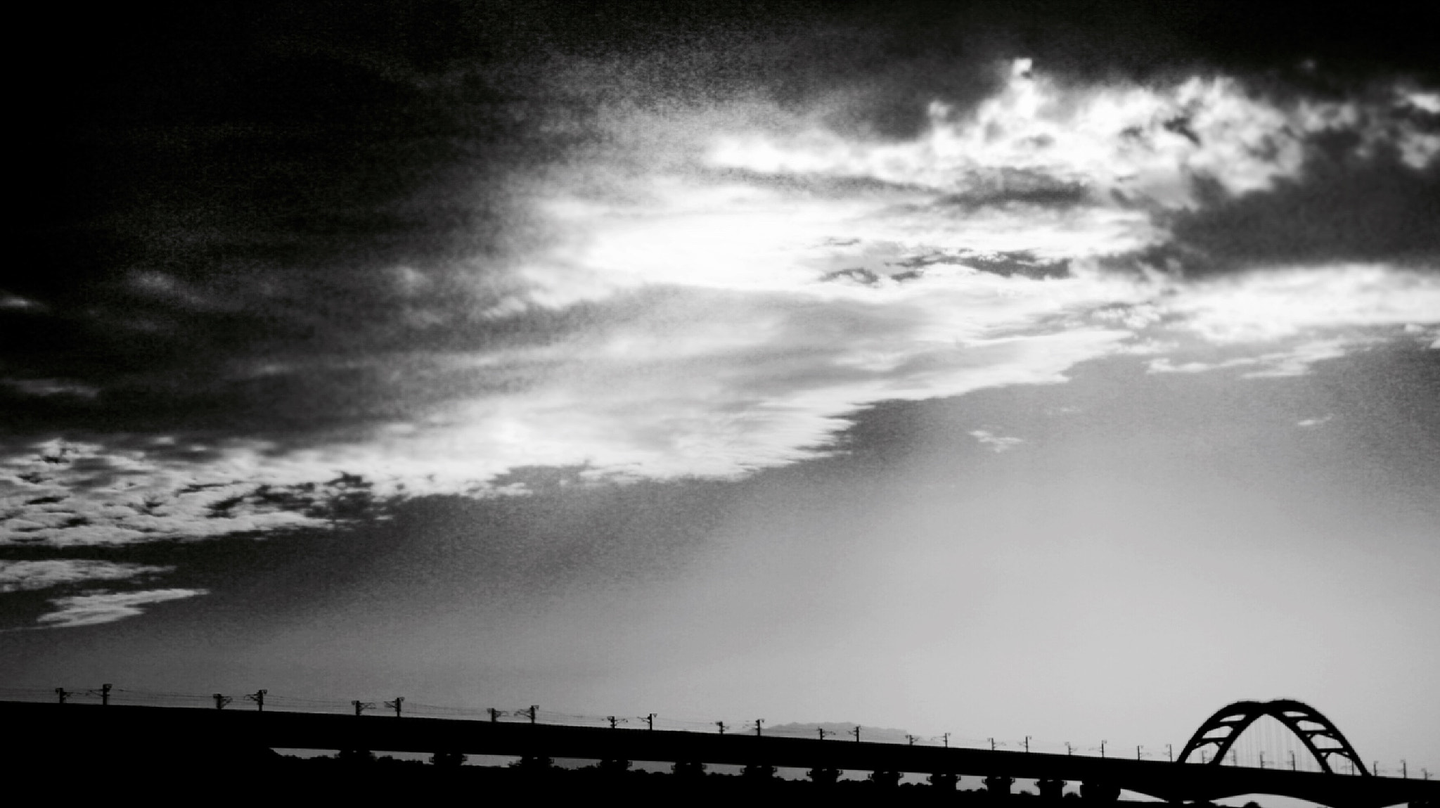 Canon 18-250mm sample photo. In the road photography