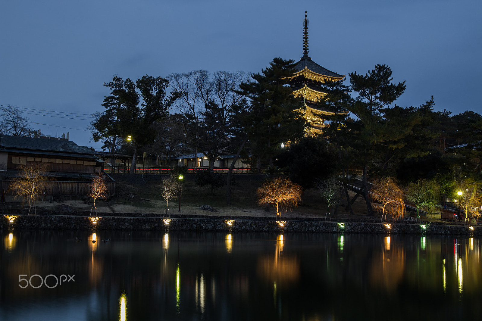 Canon EOS 700D (EOS Rebel T5i / EOS Kiss X7i) + Canon EF-S 17-55mm F2.8 IS USM sample photo. Nara, japan. photography
