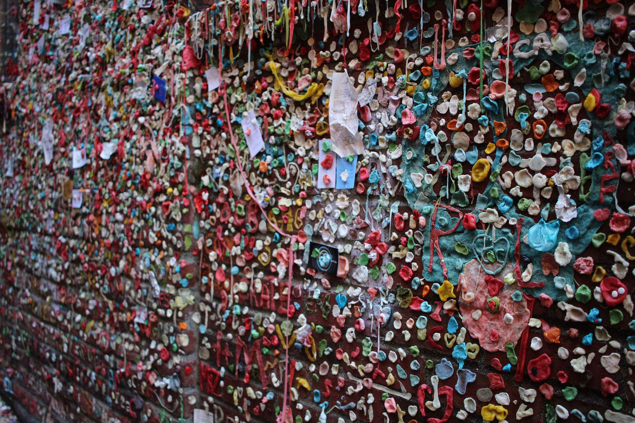 Canon EF-S 24mm F2.8 STM sample photo. Gum wall photography