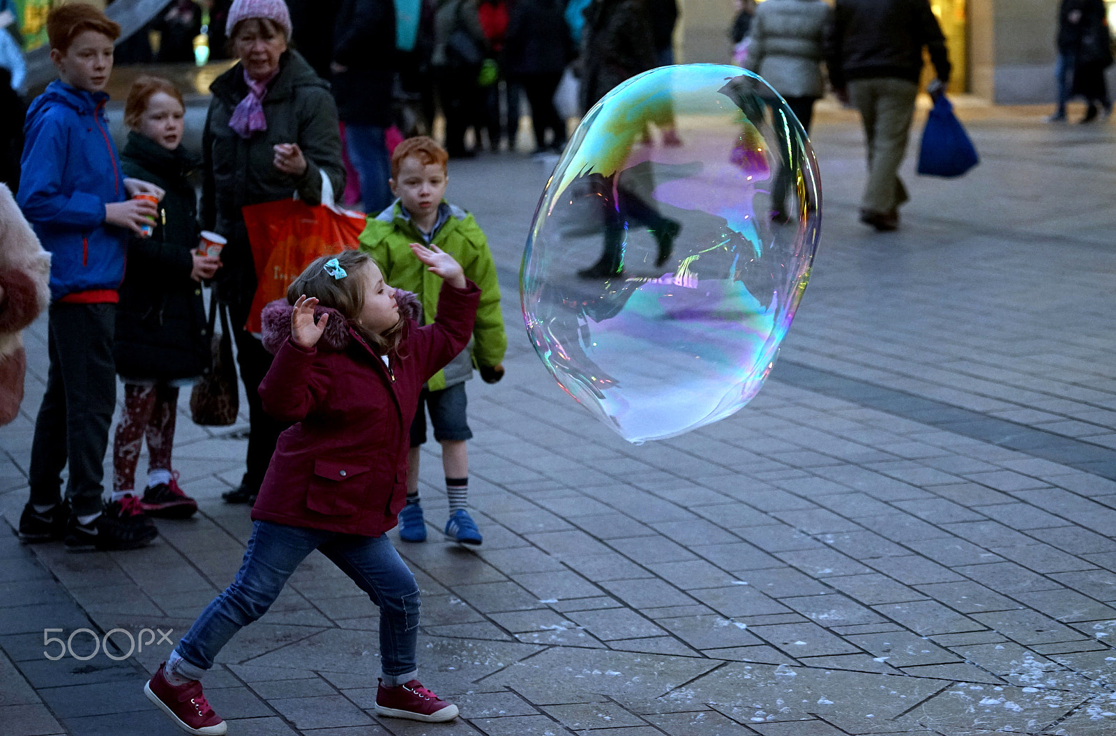 Sony a7 sample photo. Bursting bubbles photography