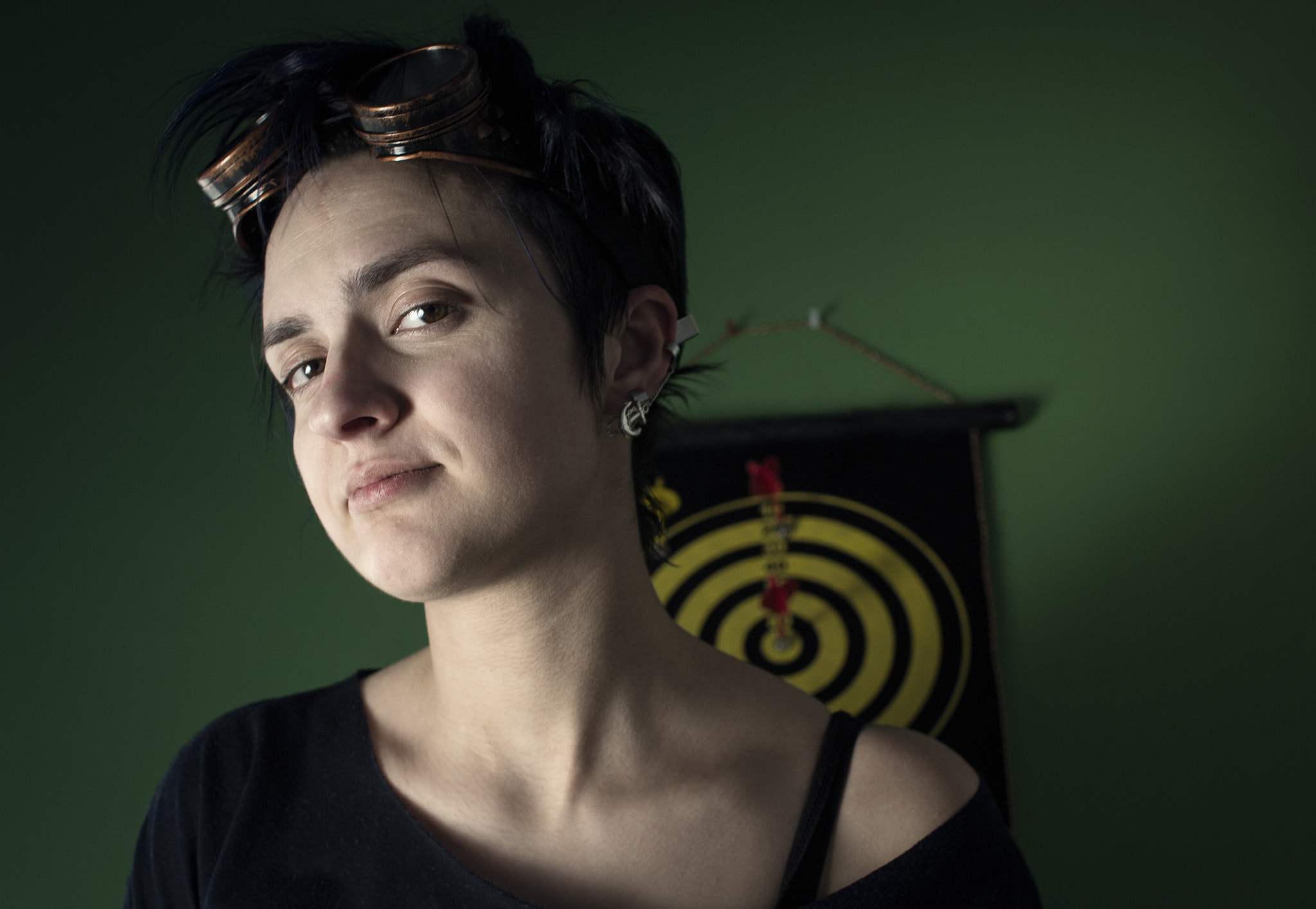 Sigma 30mm F1.4 EX DC HSM sample photo. Darts player photography