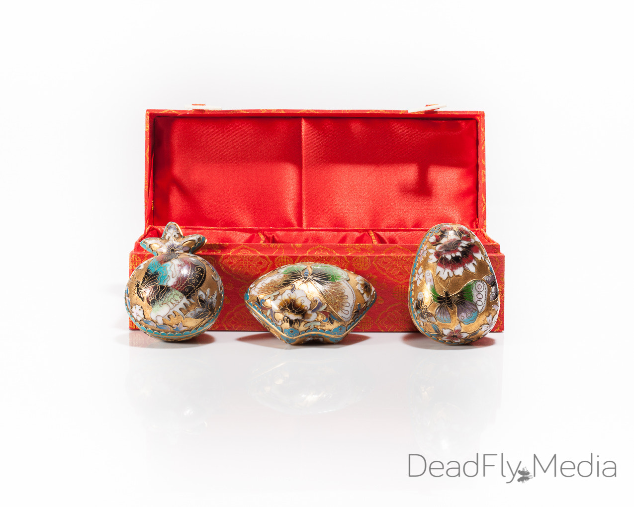 Canon EOS-1Ds Mark III sample photo. Trinkets photography