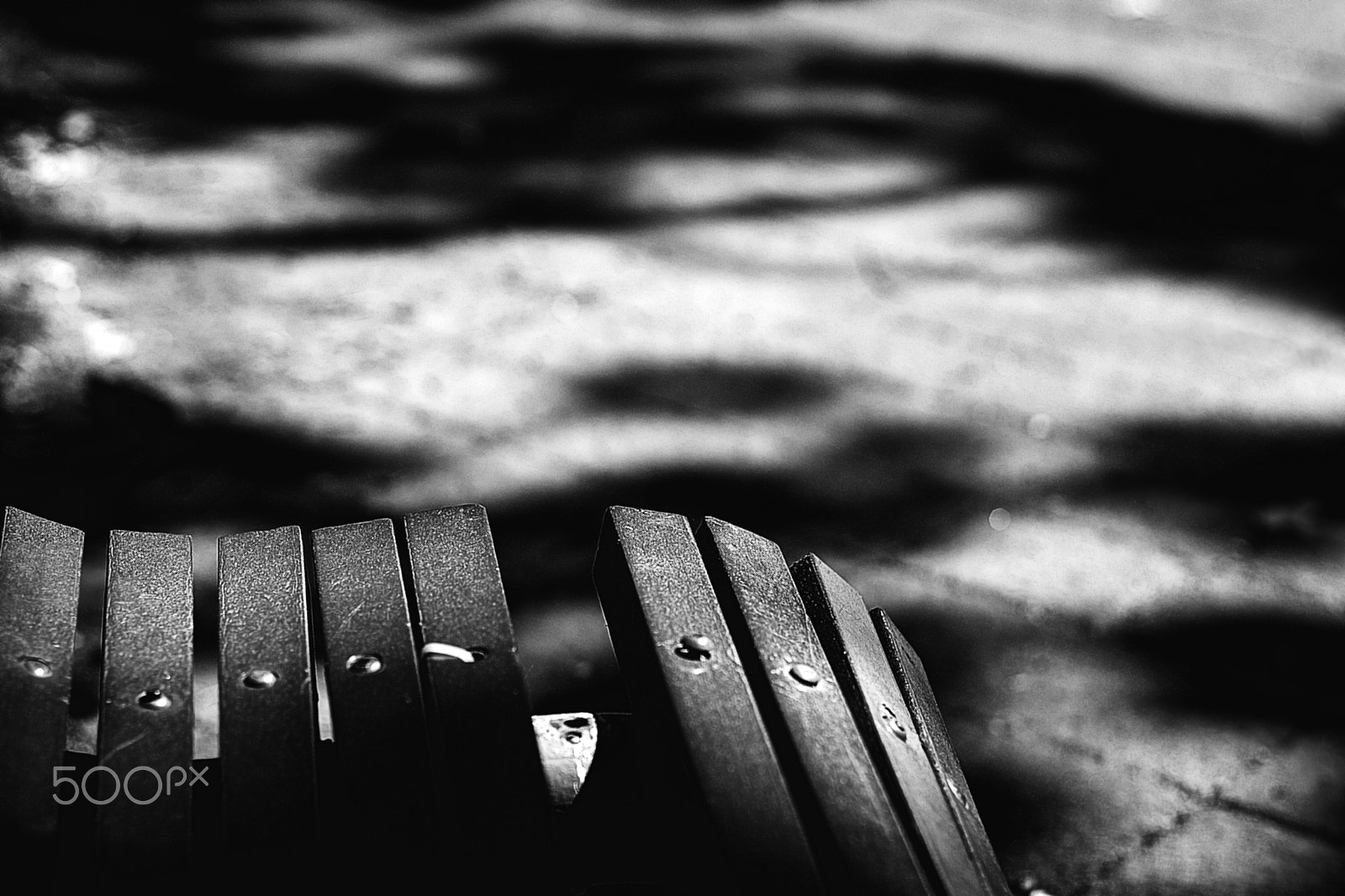 Canon EF 50mm F1.4 USM sample photo. Bench photography