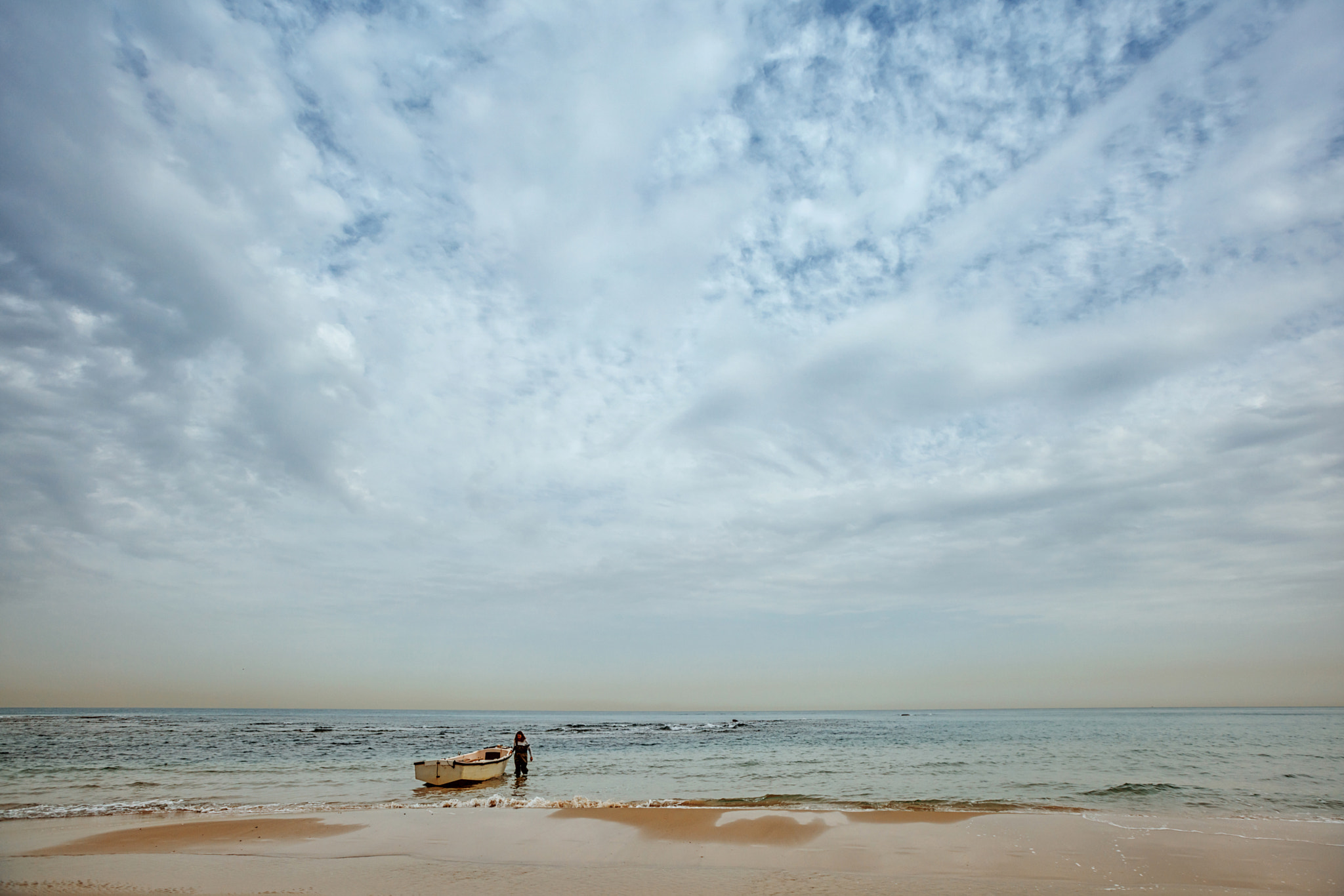 Canon EF 16-35mm F2.8L II USM sample photo. Morning, february sea photography