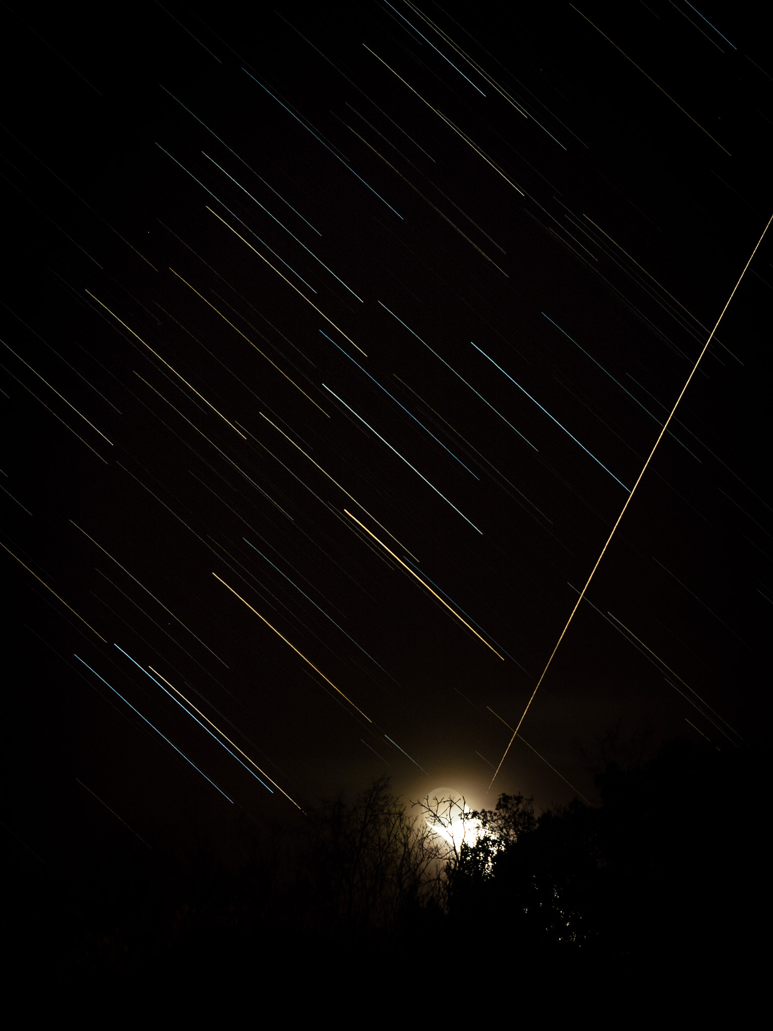 Olympus OM-D E-M5 II sample photo. Iss moon photography