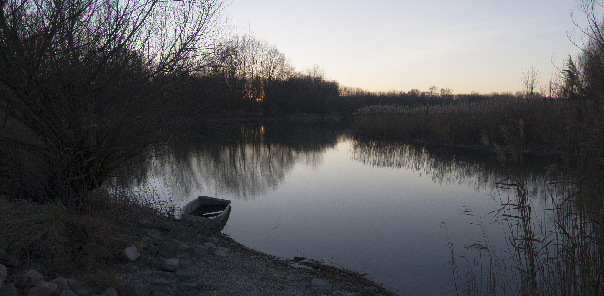 Canon EOS 50D sample photo. Twilight on the river i. photography
