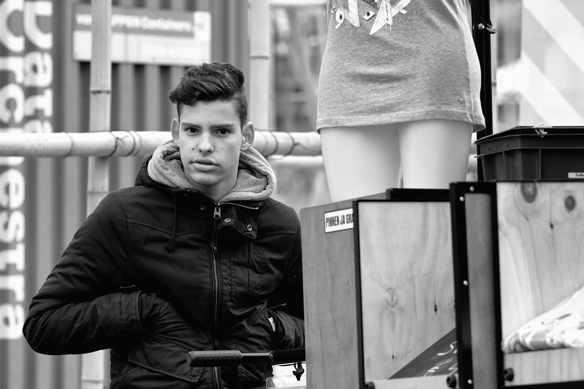 Fujifilm X-T2 + Fujifilm XF 90mm F2 R LM WR sample photo. Streetportrait eindhoven photography