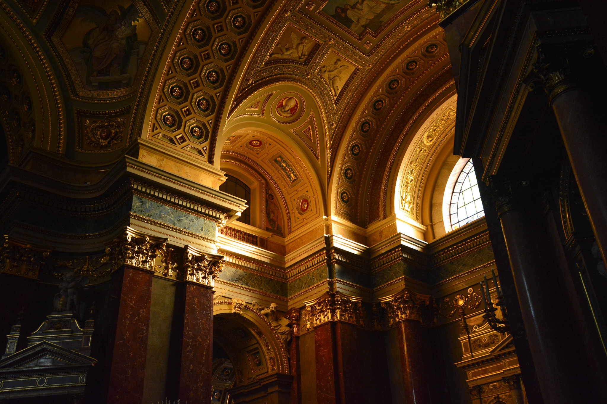 Sigma 17-70mm F2.8-4 DC Macro OS HSM sample photo. Budapest photography