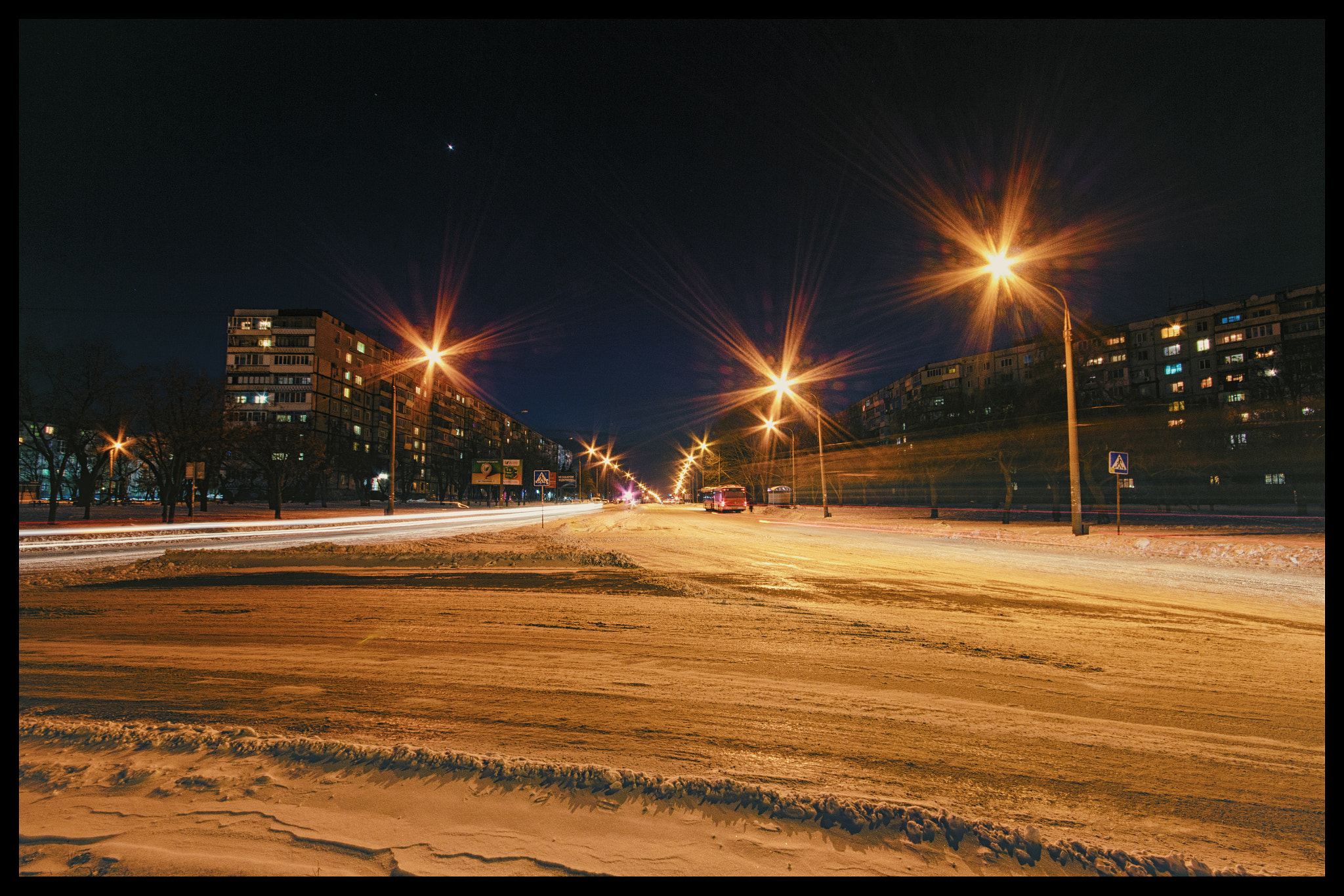 Canon EOS 650D (EOS Rebel T4i / EOS Kiss X6i) + Sigma 10-20mm F4-5.6 EX DC HSM sample photo. Zaporozhye winter night #3 photography