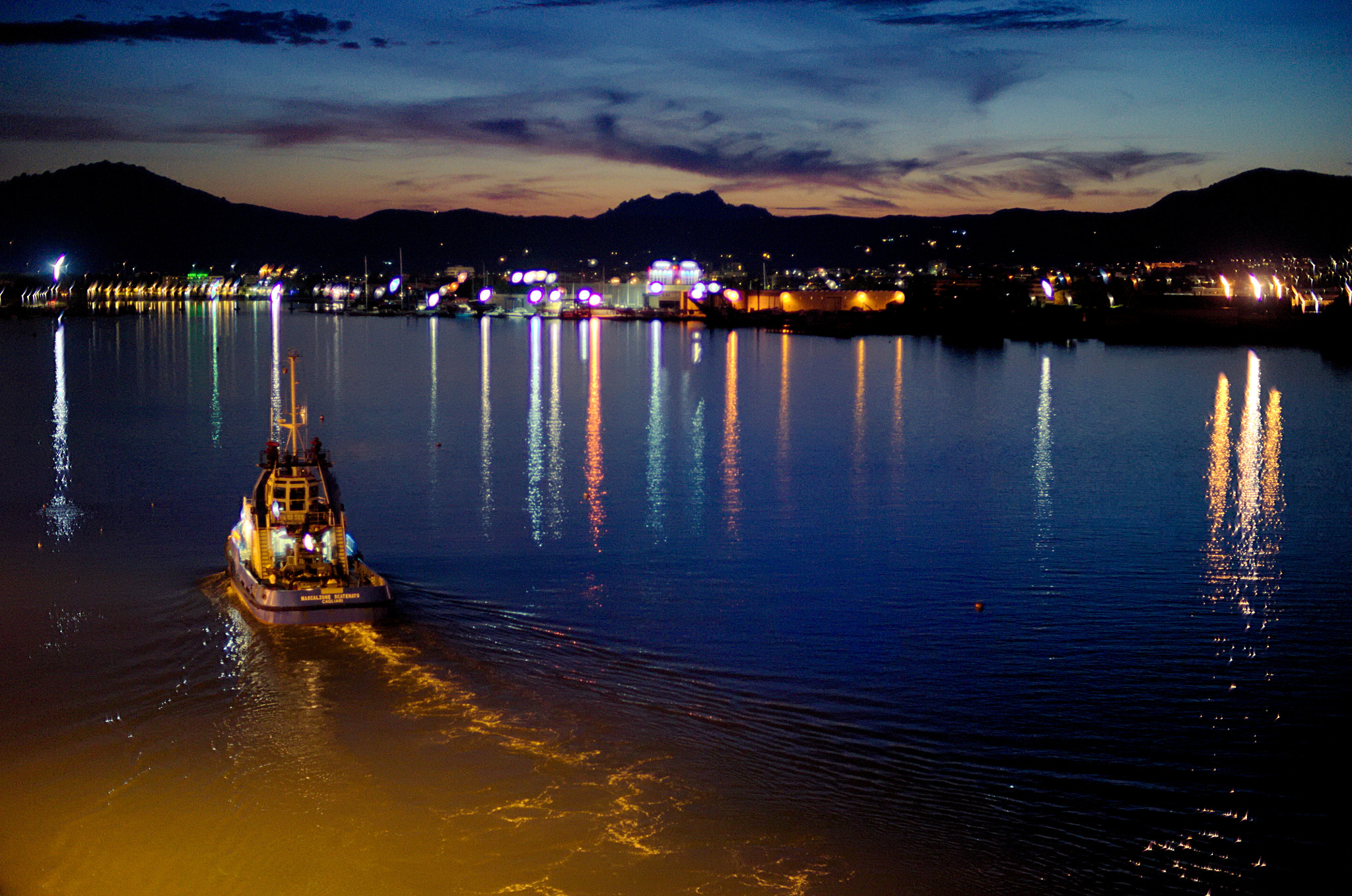 Nikon D700 + Manual Lens No CPU sample photo. Tugboat in the night photography