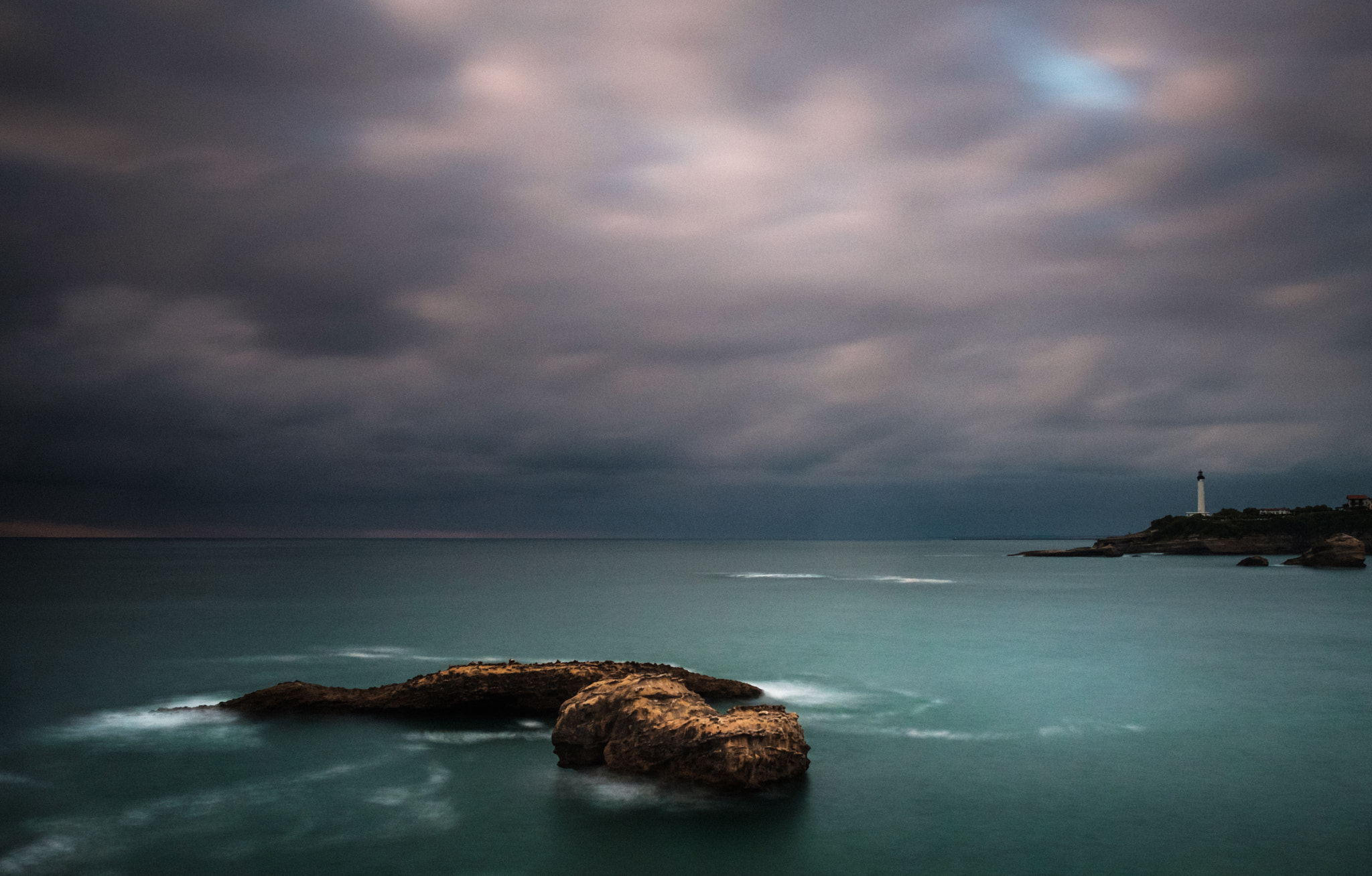 Fujifilm X-Pro2 + Fujifilm XF 18-55mm F2.8-4 R LM OIS sample photo. No surf in biarritz photography