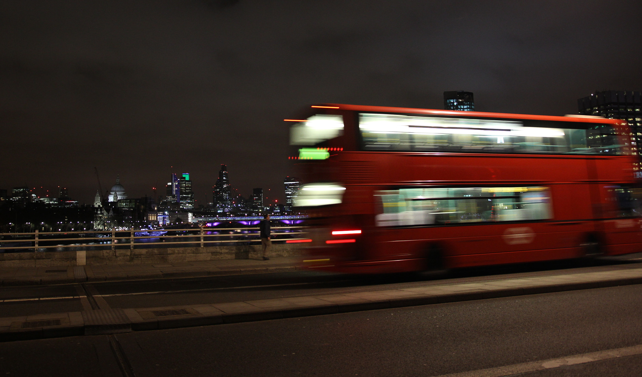 Sigma 18-35mm f/1.8 DC HSM sample photo. London photography