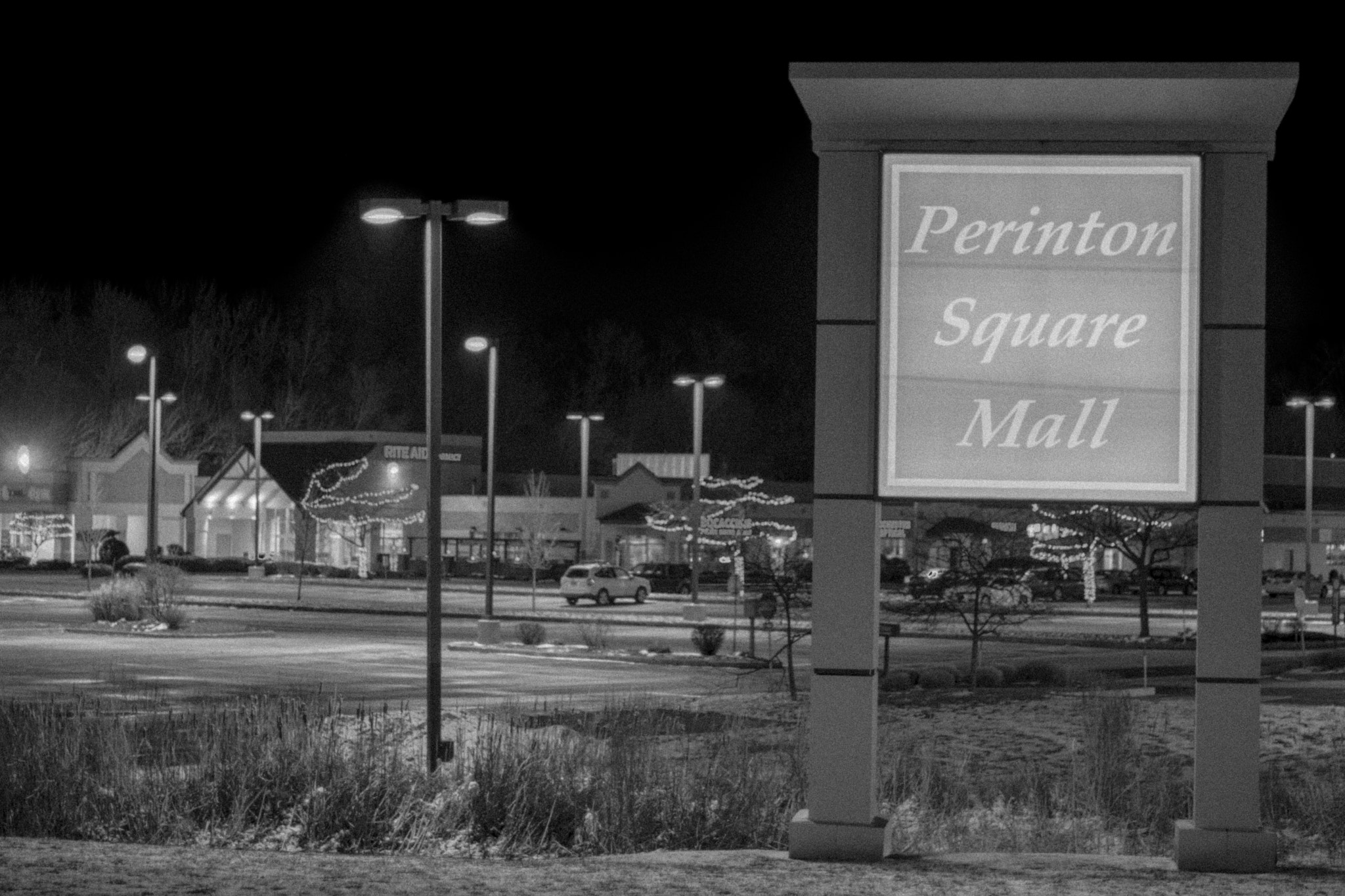Nikon D3300 + Nikon AF-S Nikkor 50mm F1.4G sample photo. Suburbs i photography