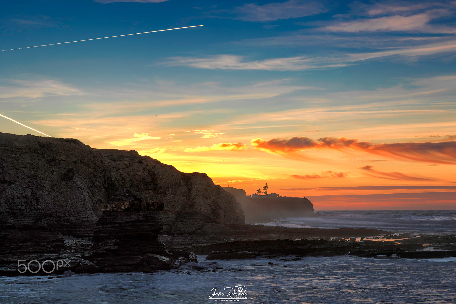 Canon EF 24-70mm F2.8L II USM sample photo. Norht coast of peniche city photography