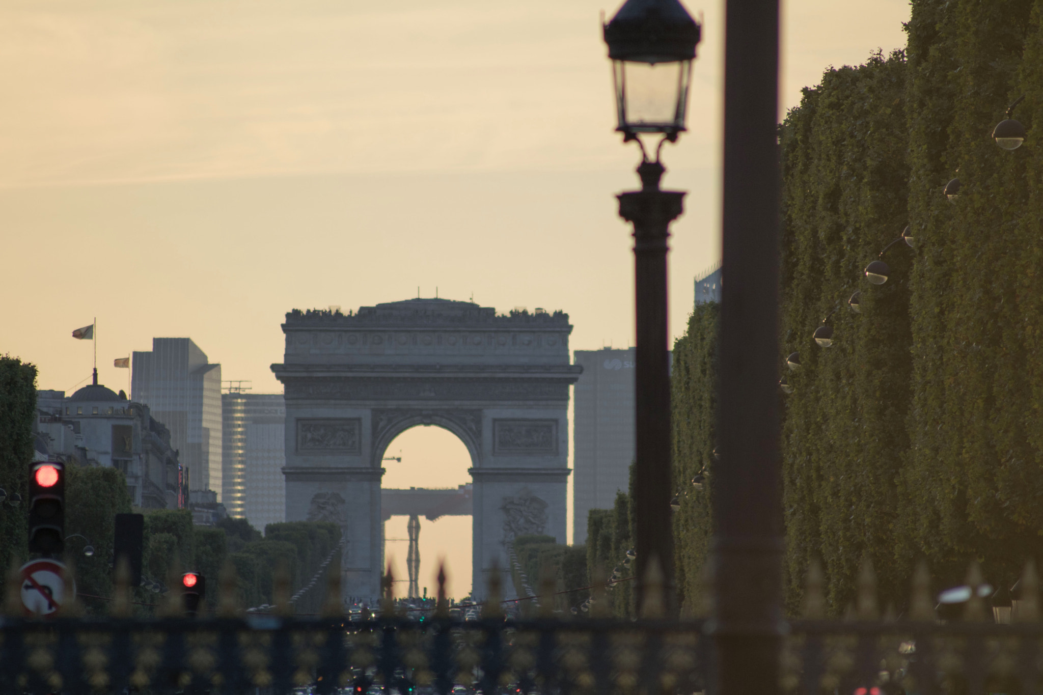 Canon EOS 760D (EOS Rebel T6s / EOS 8000D) sample photo. #arcdetriomphe #paris photography