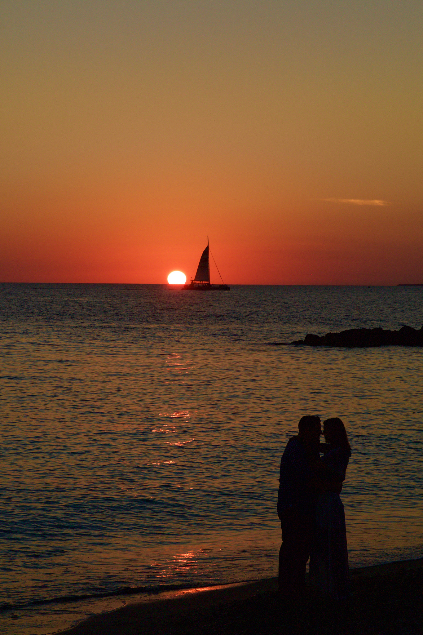 Canon EF 24-70mm F2.8L II USM sample photo. Love ~ better express it! photography