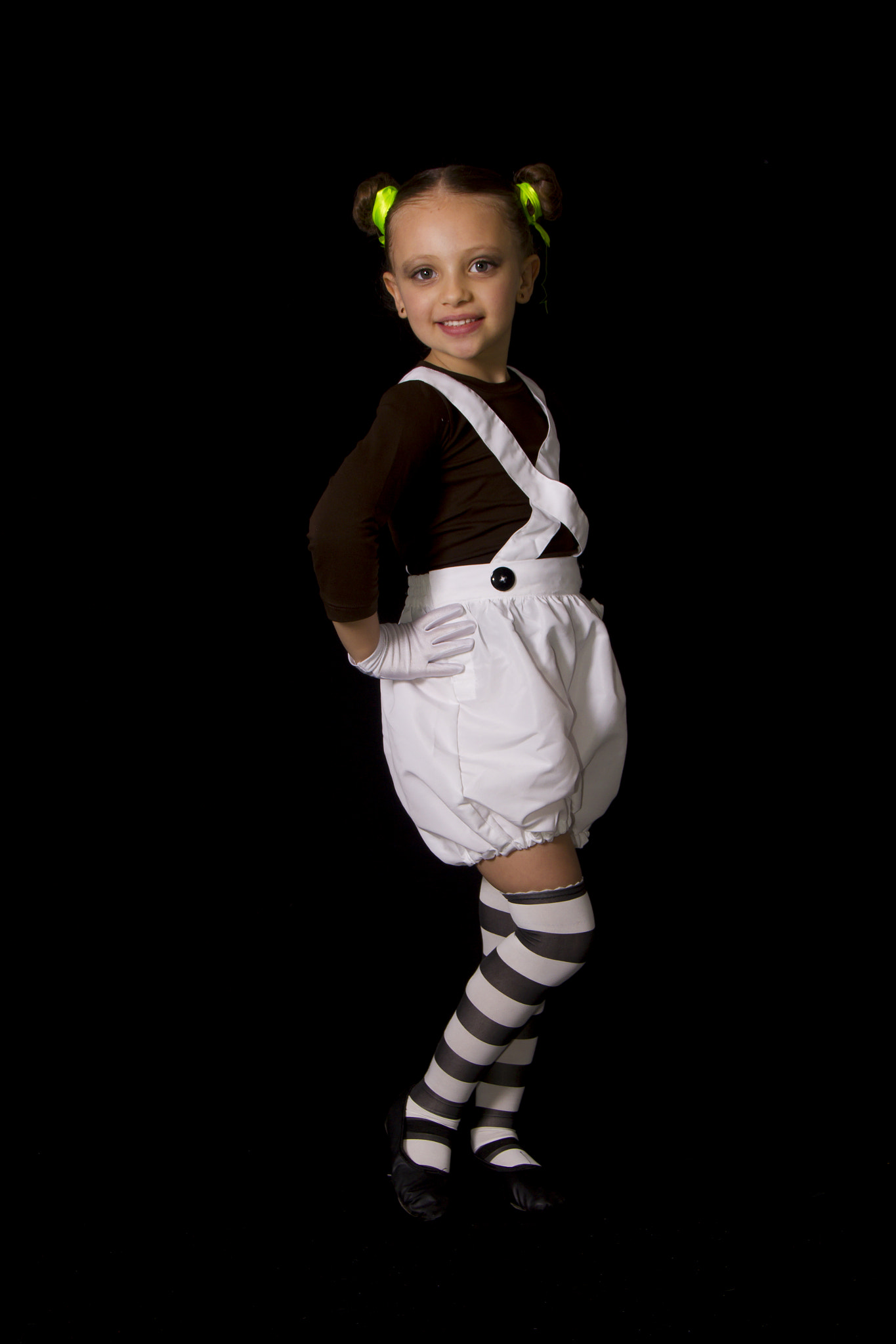 Canon EOS 550D (EOS Rebel T2i / EOS Kiss X4) sample photo. Dance and ballet presentation photography