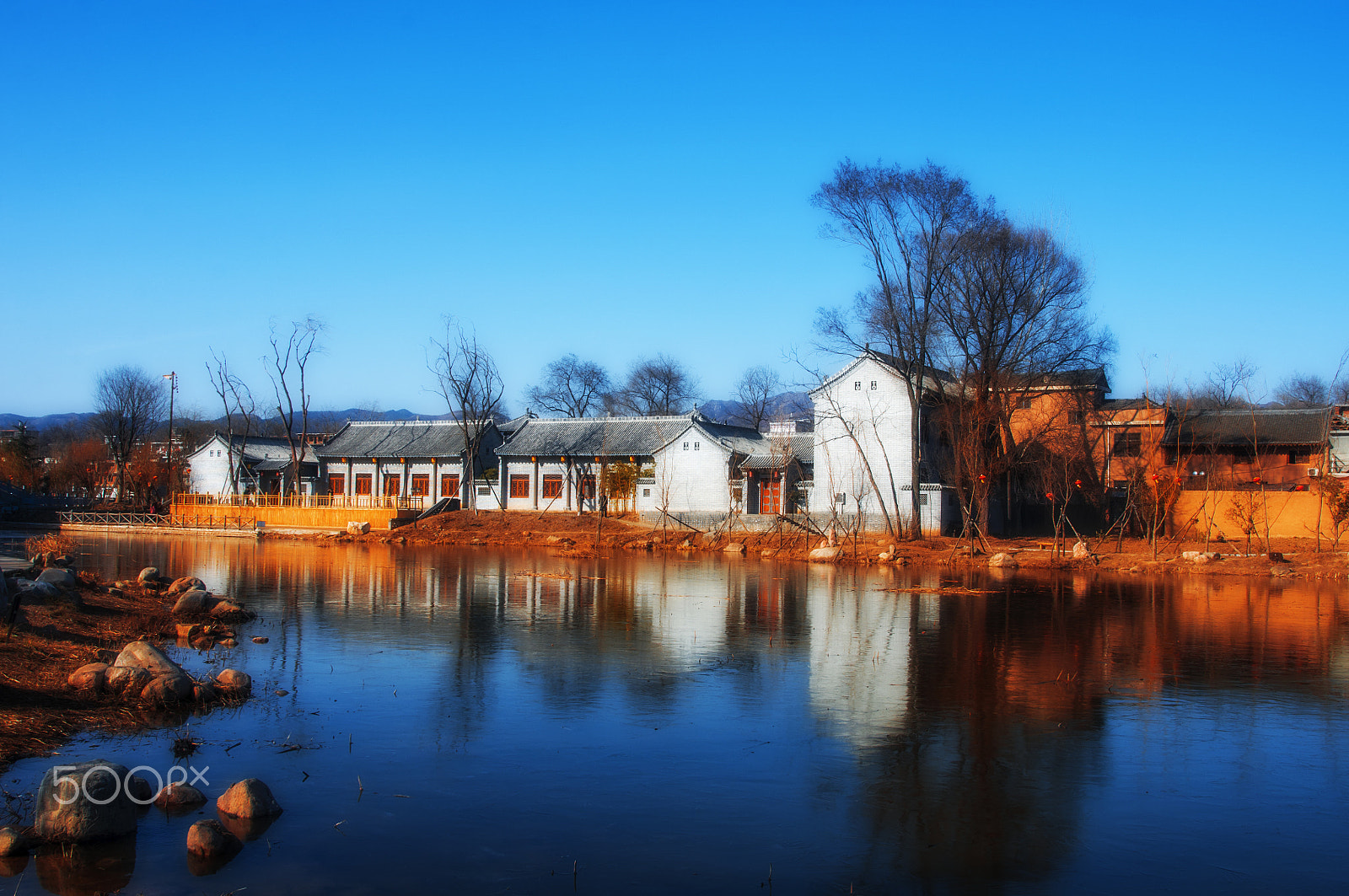 Nikon AF-S Nikkor 24-120mm F4G ED VR sample photo. A town beside the rieve photography