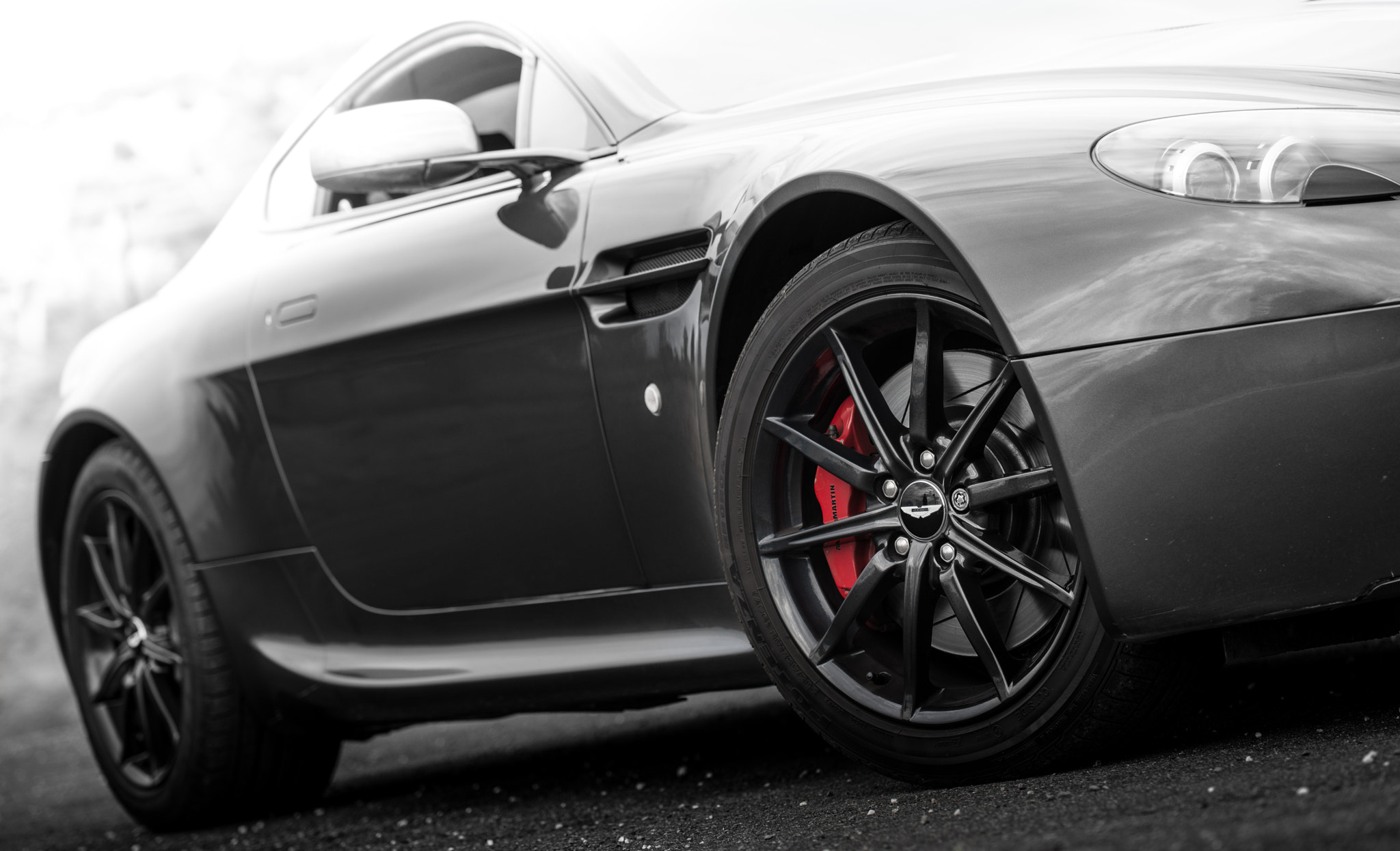 Nikon AF-S Nikkor 70-200mm F4G ED VR sample photo. Aston martin photography
