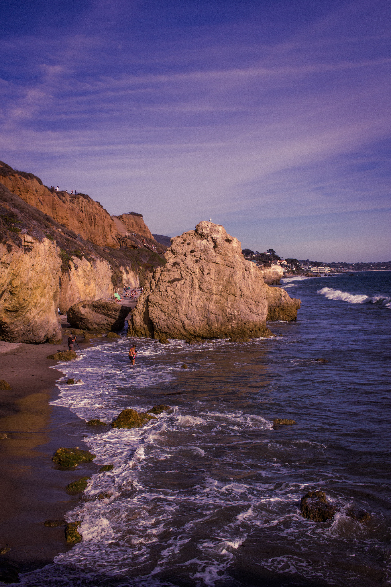 Canon EF-S 24mm F2.8 STM sample photo. El matador photography
