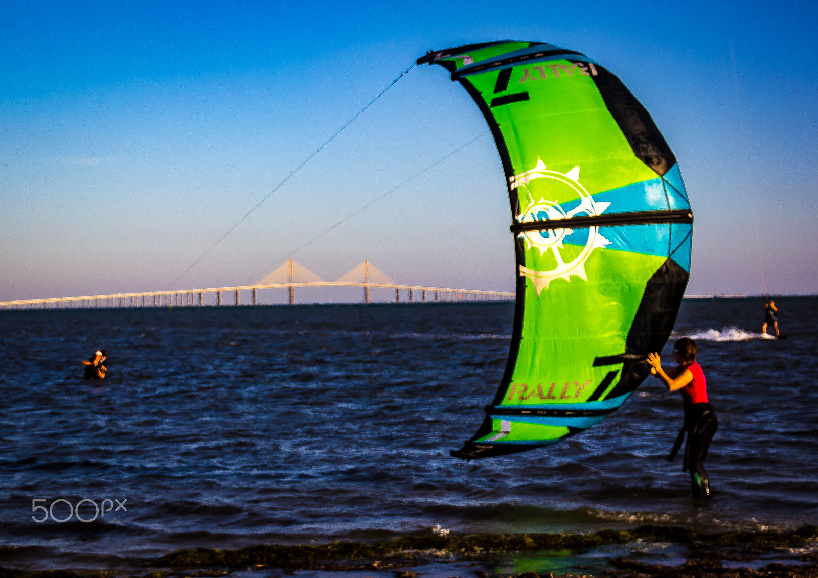 Canon EOS 600D (Rebel EOS T3i / EOS Kiss X5) sample photo. Kite surfing in tampa bay photography