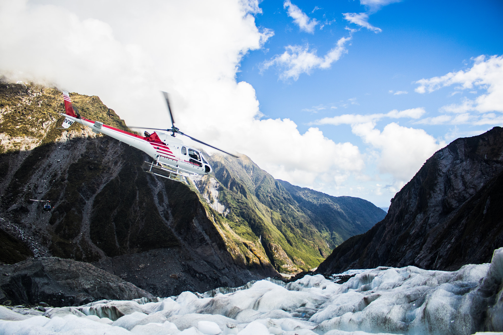 Canon EOS 7D Mark II + Canon EF-S 18-55mm F3.5-5.6 IS STM sample photo. Glacier flight photography