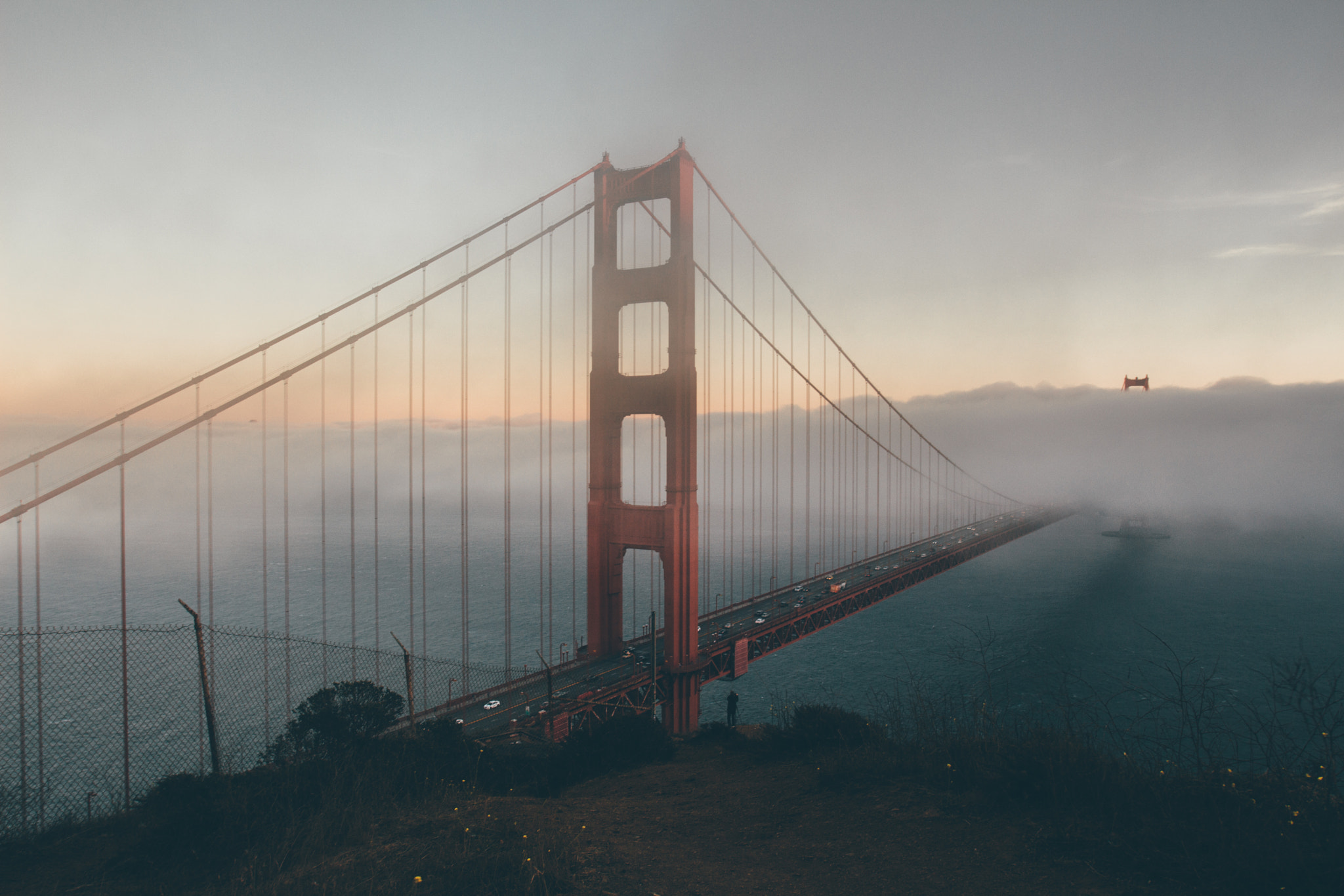 Canon EF 16-35mm F2.8L USM sample photo. Low fog at golden gate photography