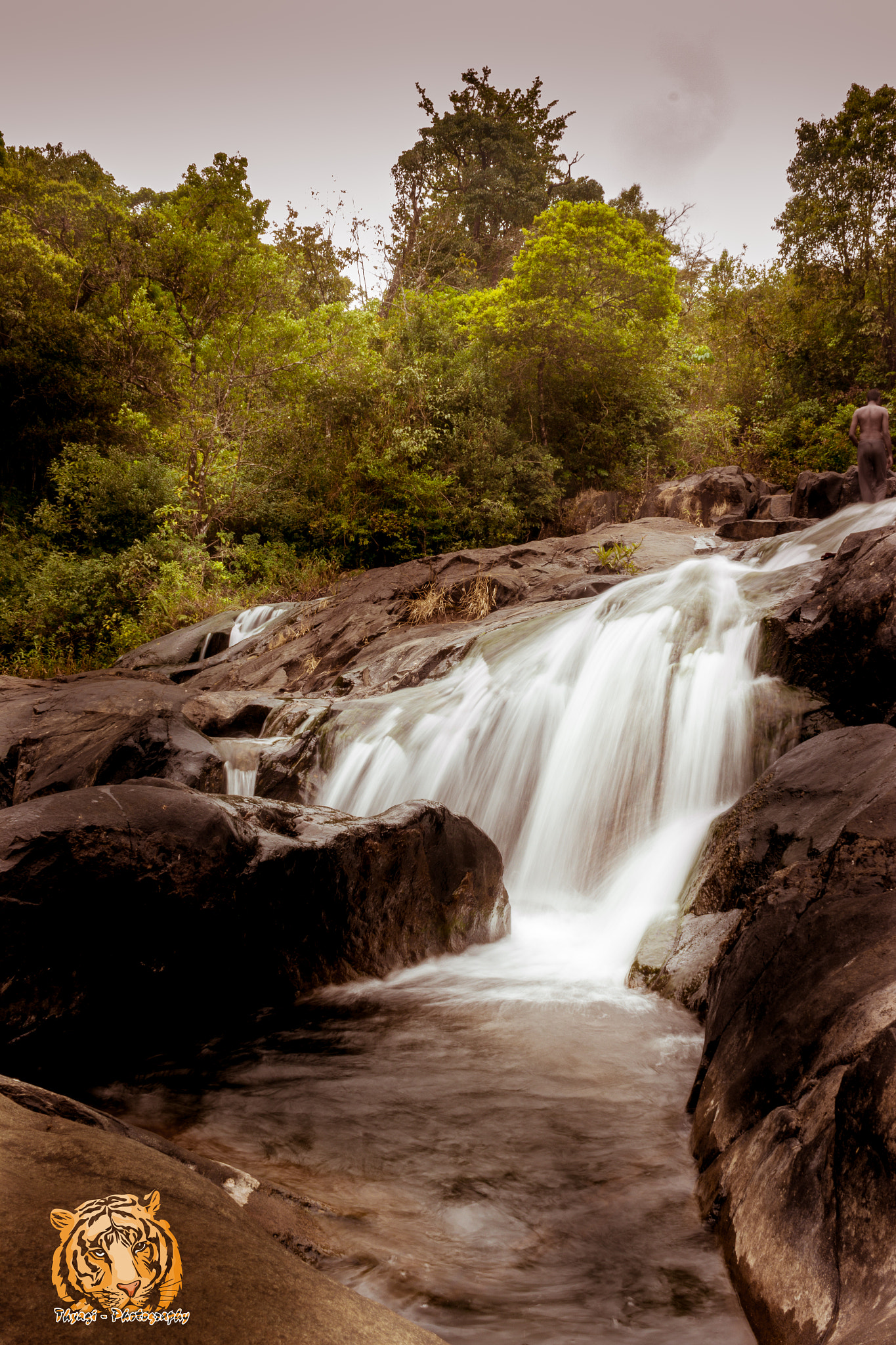 Canon EOS 600D (Rebel EOS T3i / EOS Kiss X5) sample photo. Falls in kudremukh photography