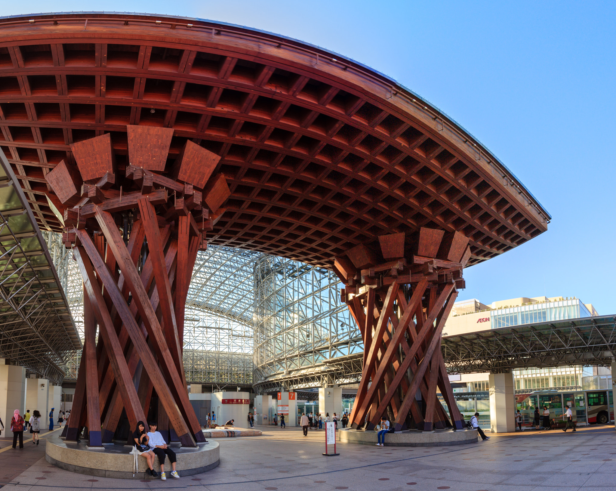 Canon EF 16-35mm F2.8L II USM sample photo. Kanazawa gate photography
