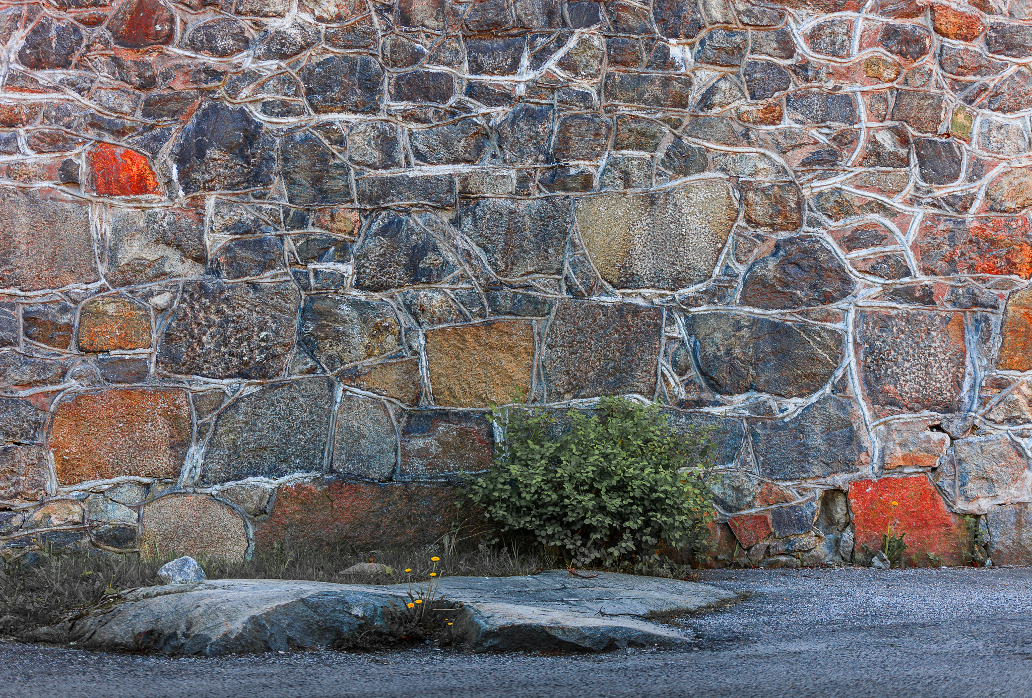 Sigma 105mm F2.8 EX DG OS HSM sample photo. Prison wall photography