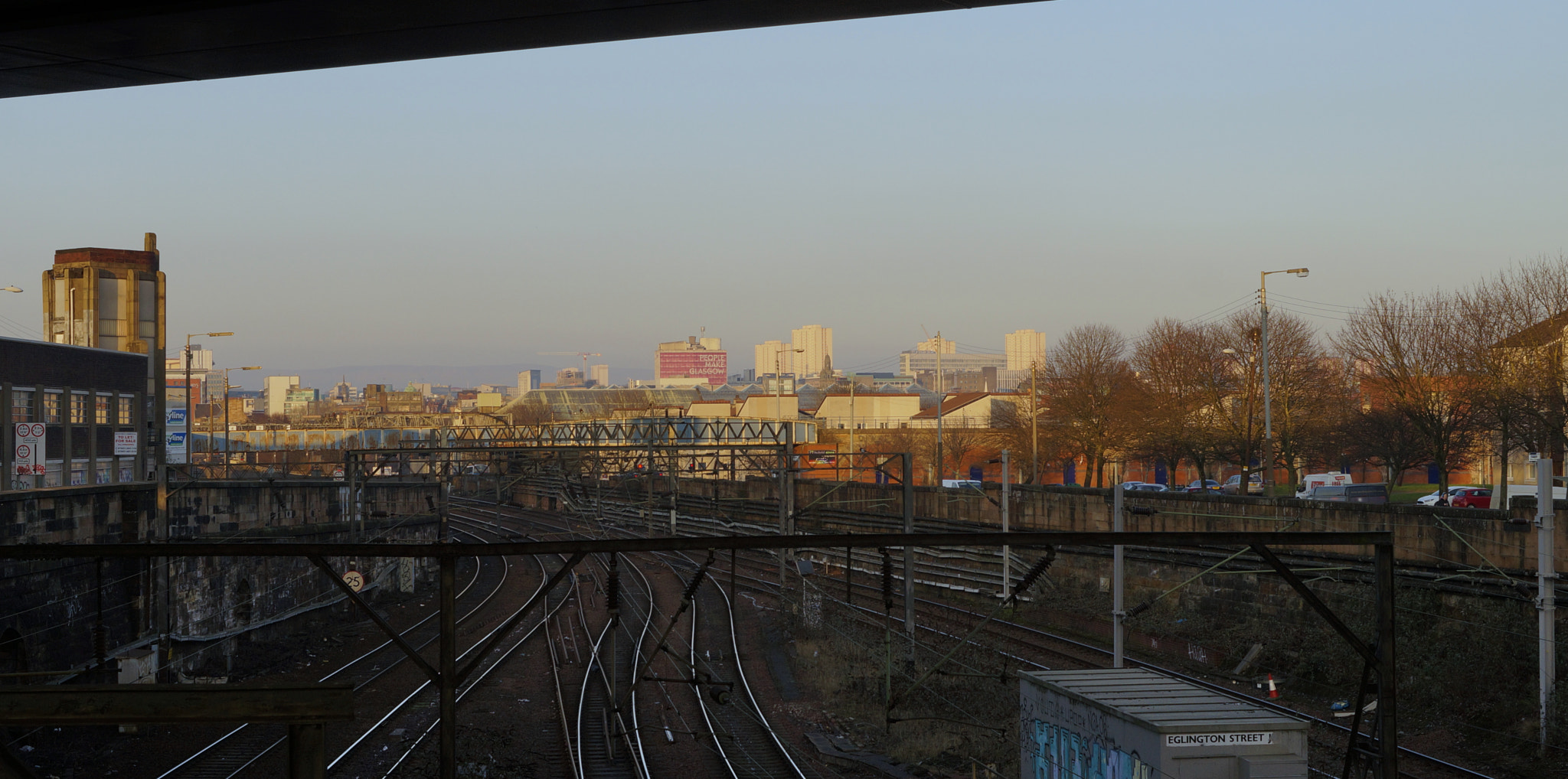 Sony SLT-A57 + Sony DT 35mm F1.8 SAM sample photo. Railway into the city photography