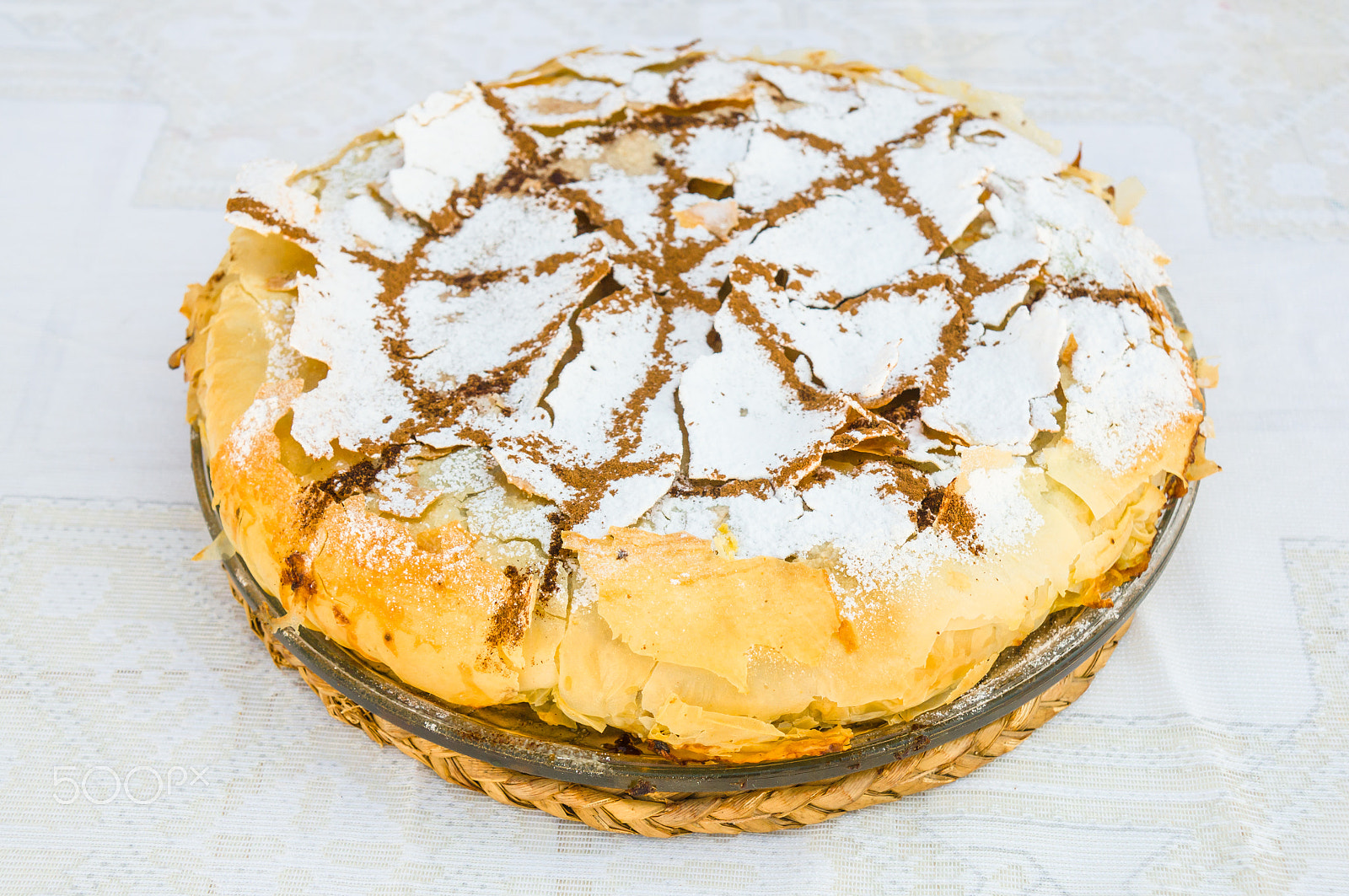 Sony DT 16-105mm F3.5-5.6 sample photo. Fresh baked moroccan pastilla or pastela photography