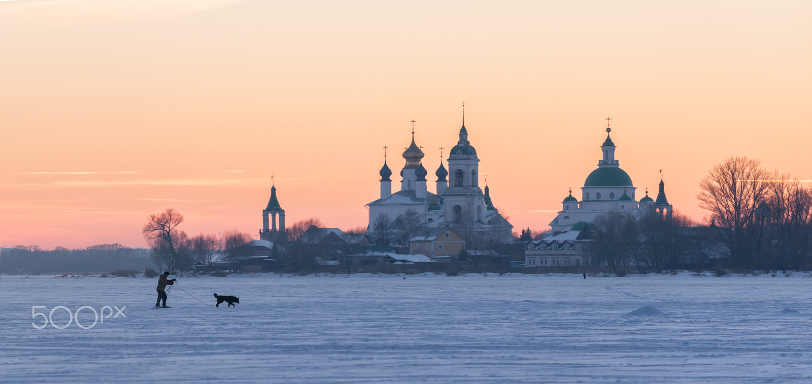 Nikon AF-S Nikkor 70-200mm F2.8G ED VR II sample photo. Rostov photography
