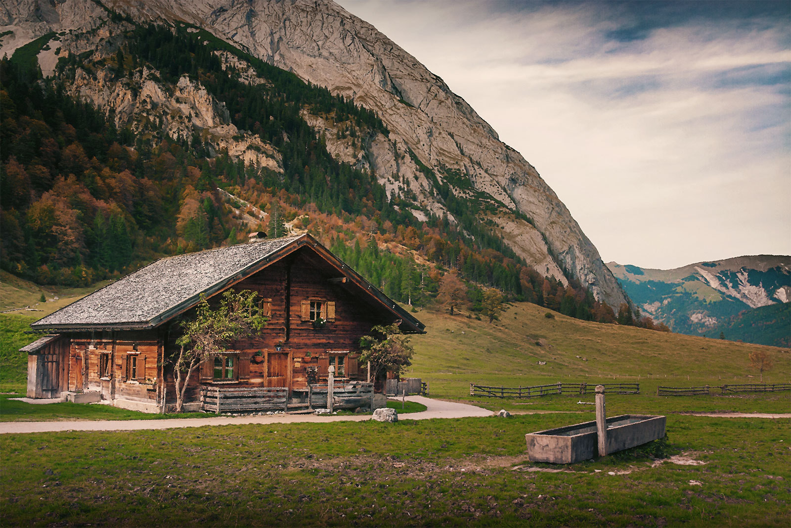 Sigma 18-200mm f/3.5-6.3 DC OS sample photo. Living in the alps photography