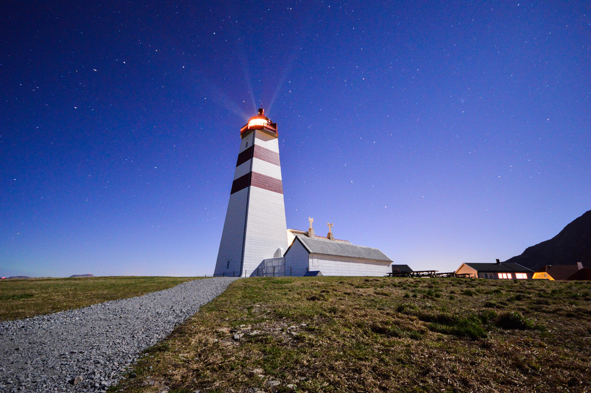 Nikon D3200 sample photo. Alnes lighthouse in high iso photography